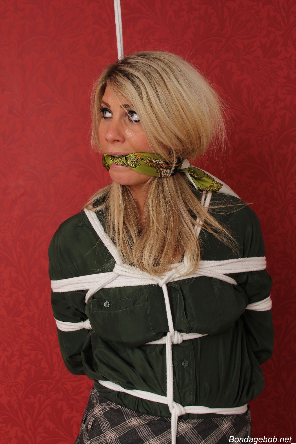 Tied Sexy Beauties 178-2