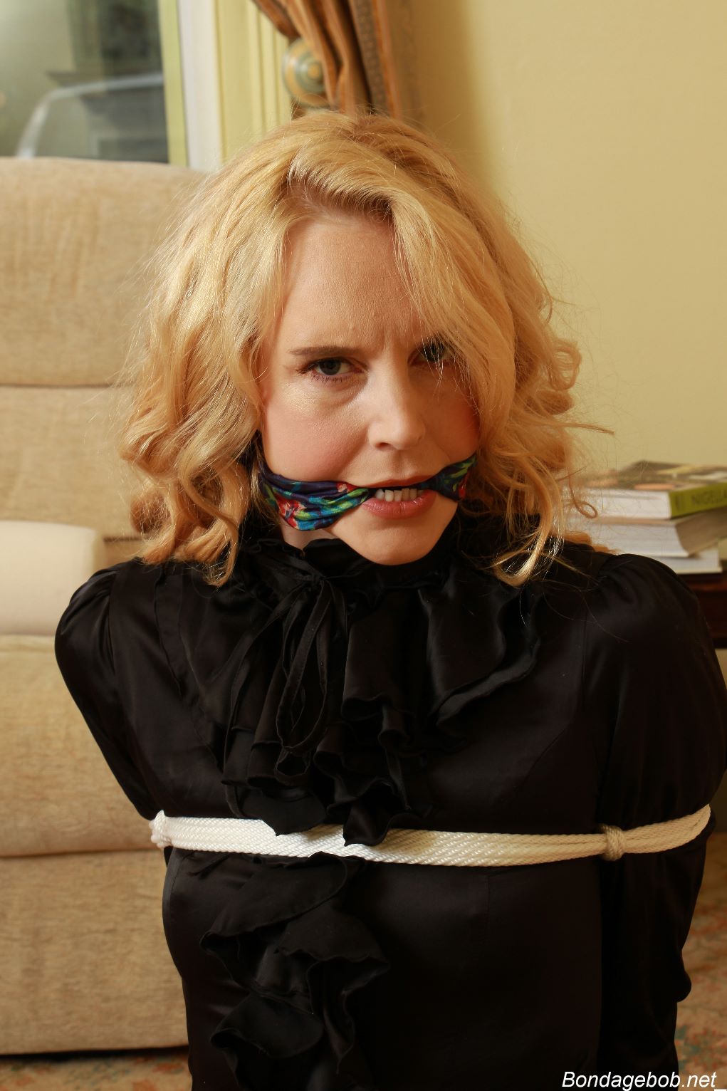 Tied Sexy Beauties 180-2