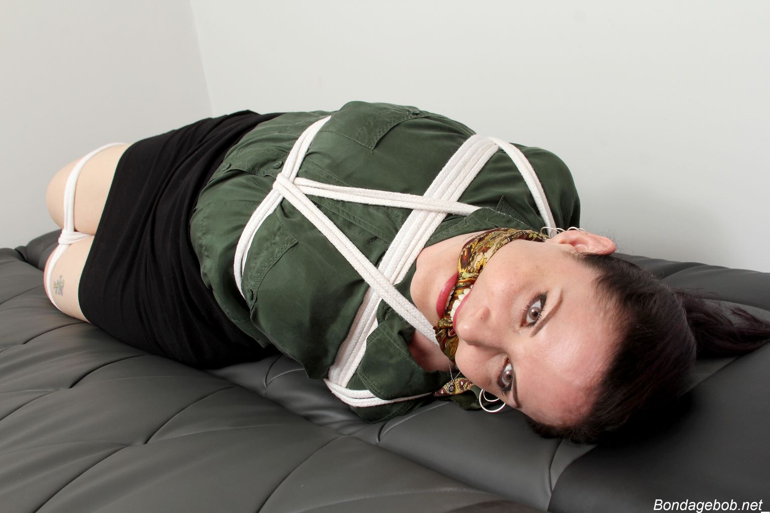 Tied Sexy Beauties 181-2