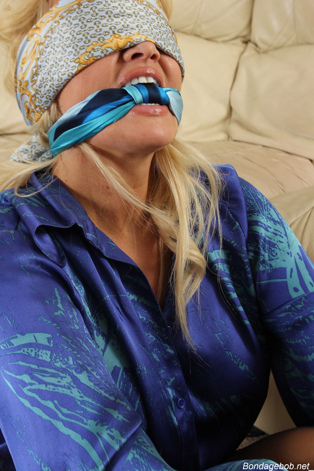 Tied Sexy Beauties 185-2