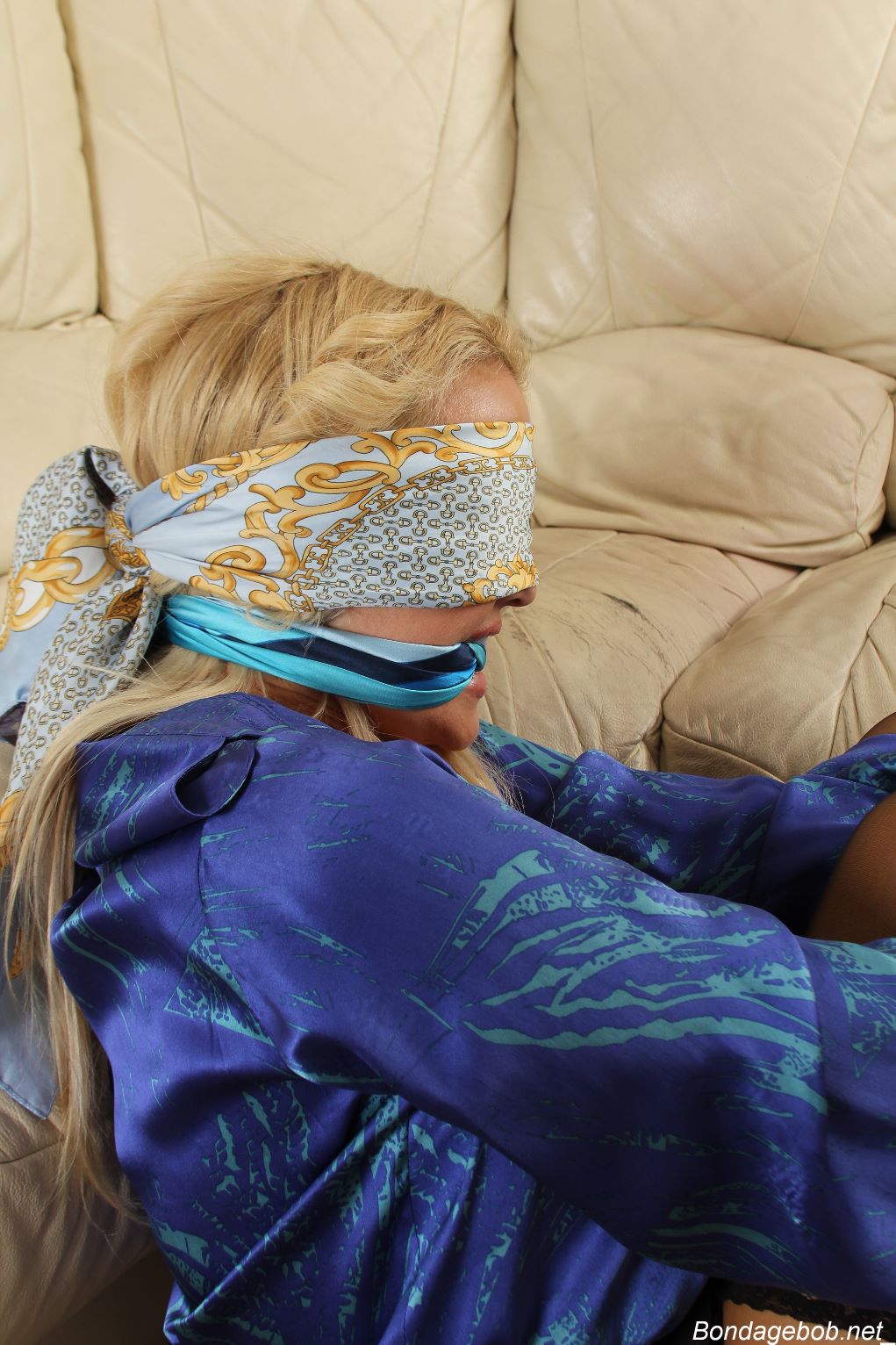 Tied Sexy Beauties 185-2