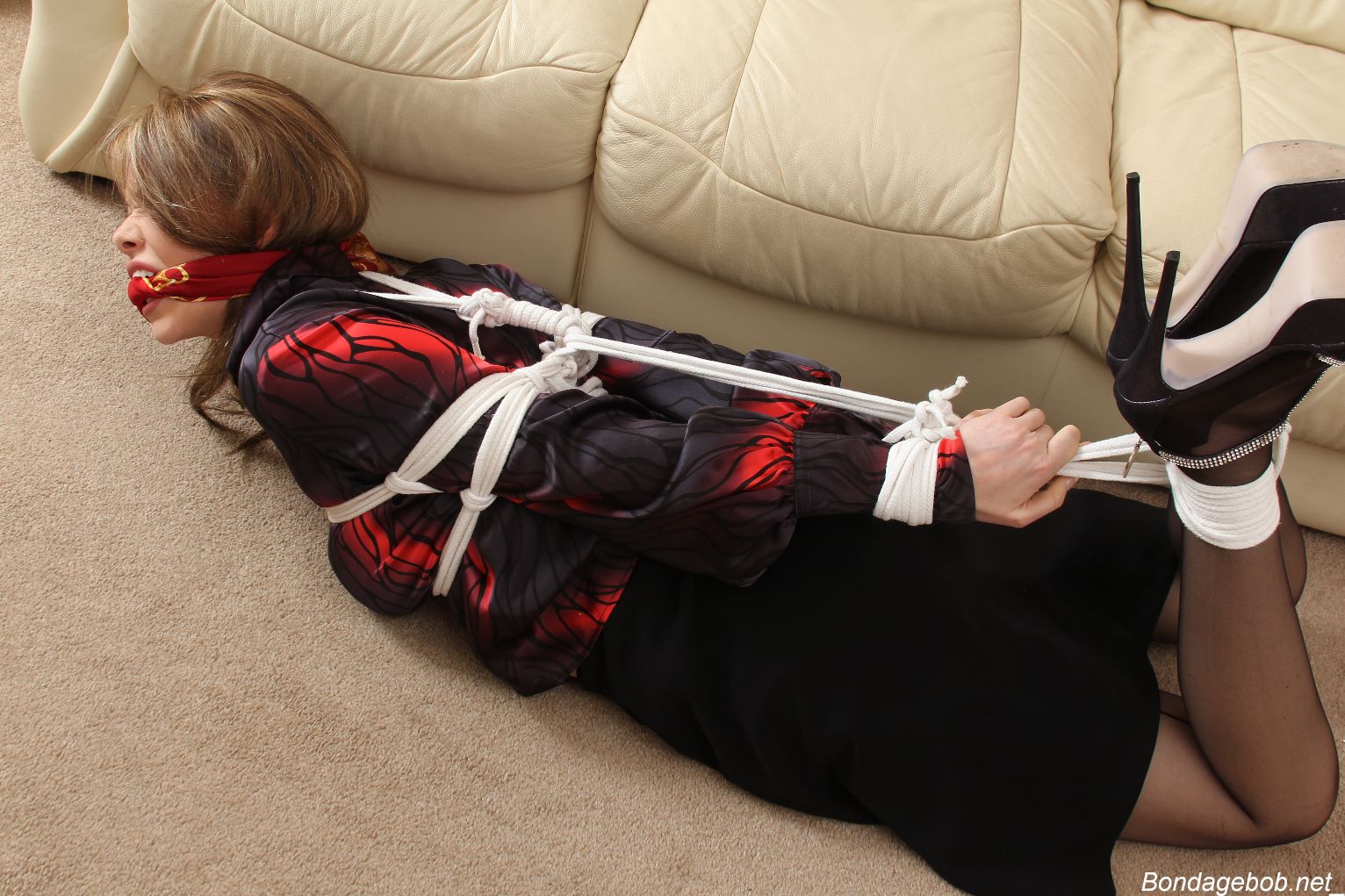 Tied Sexy Beauties 187-3