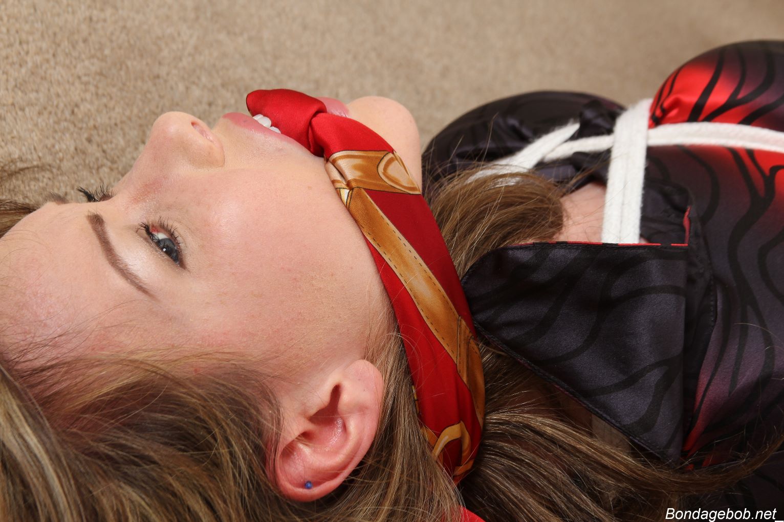 Tied Sexy Beauties 187-3