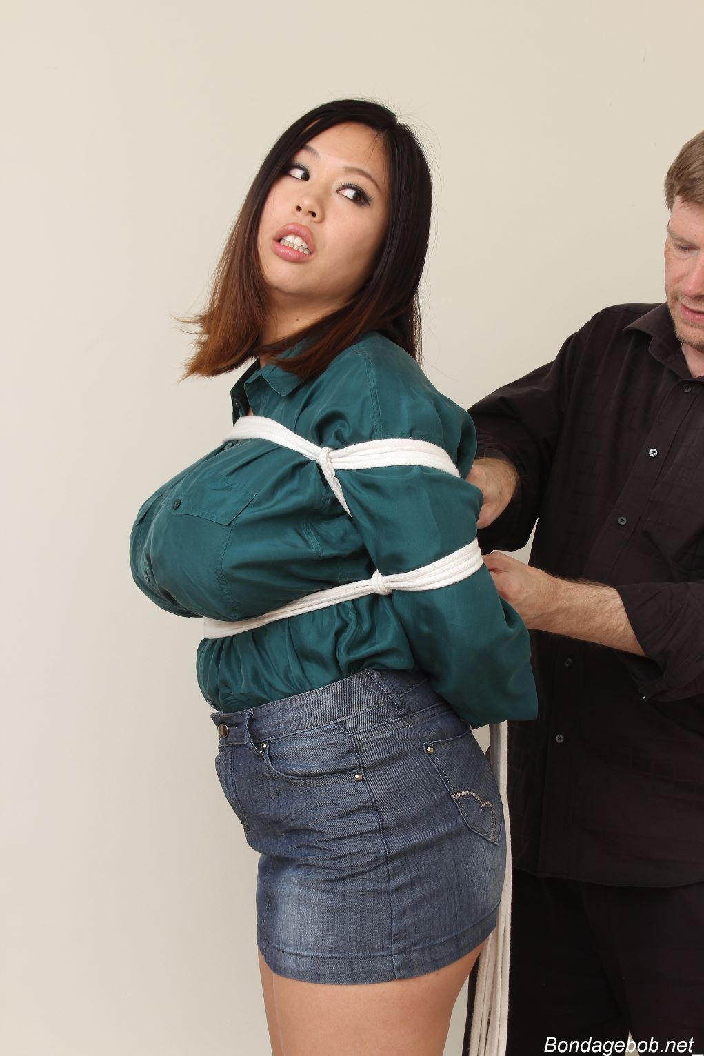 Tied Sexy Beauties 190-1