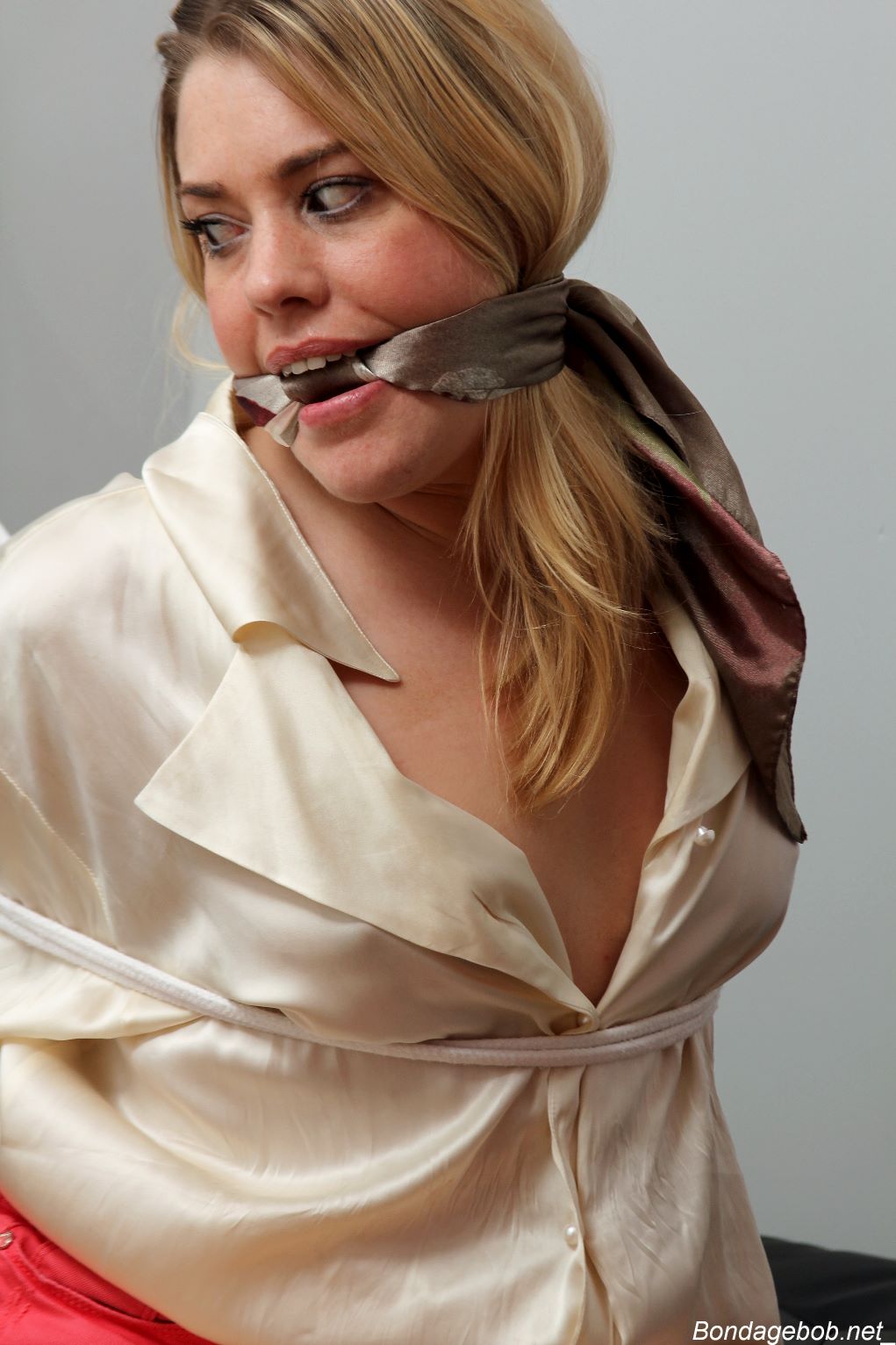 Tied Sexy Beauties 194-1