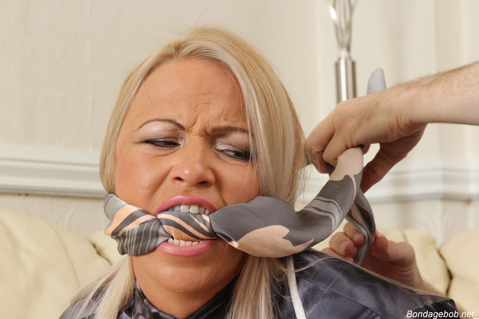 Tied Sexy Beauties 195-1