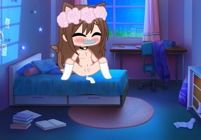 gatinha gozou na cama