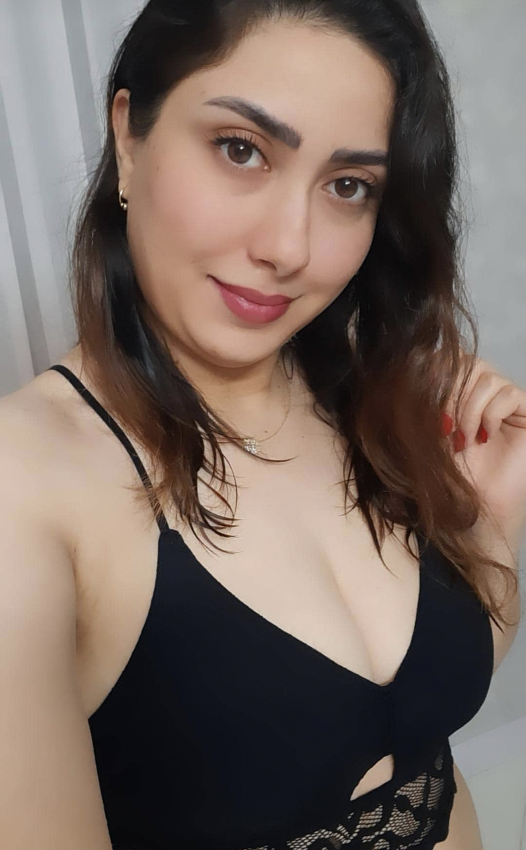 Beautiful  Irani Bhabhi