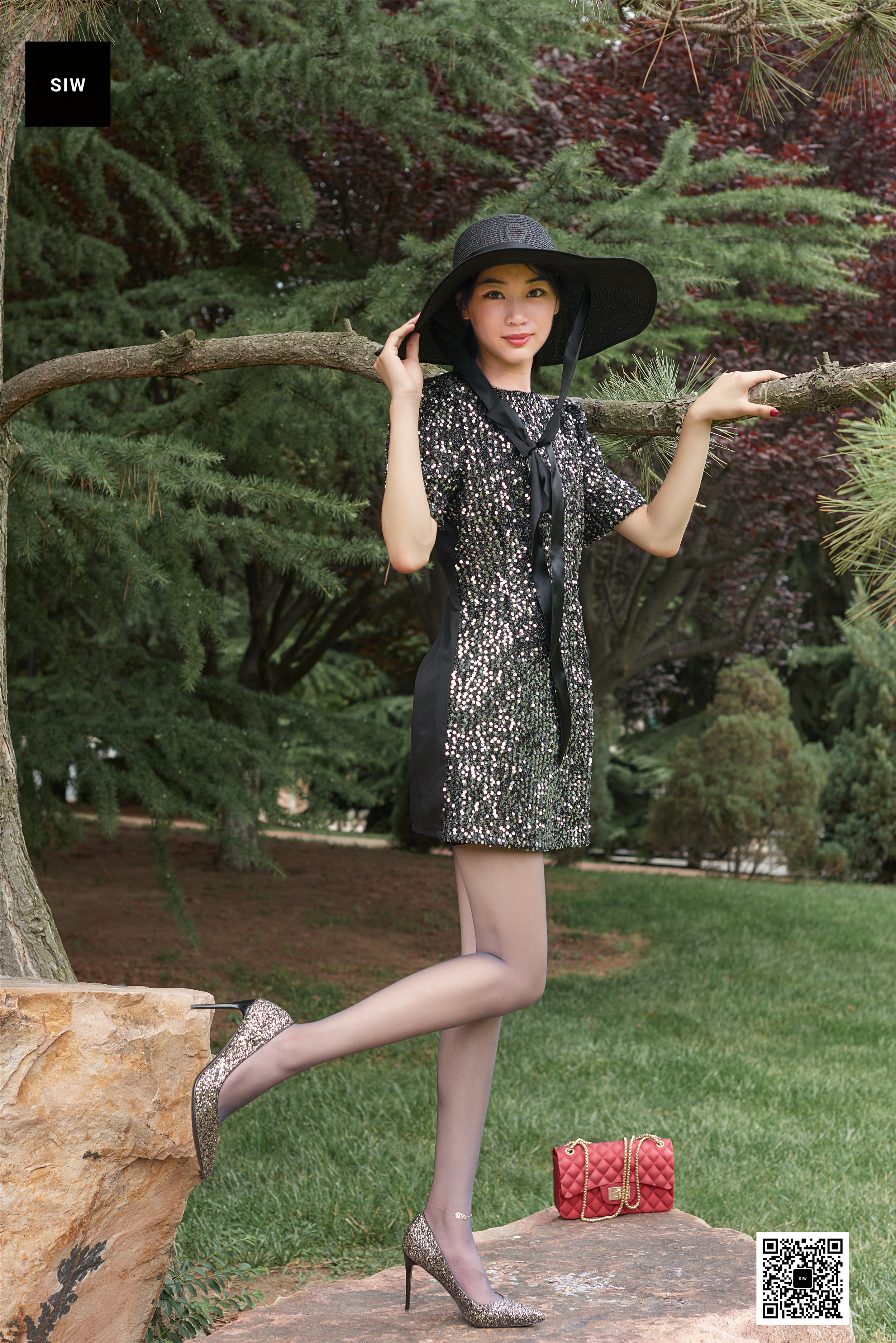 China Beauty Legs and feet 10