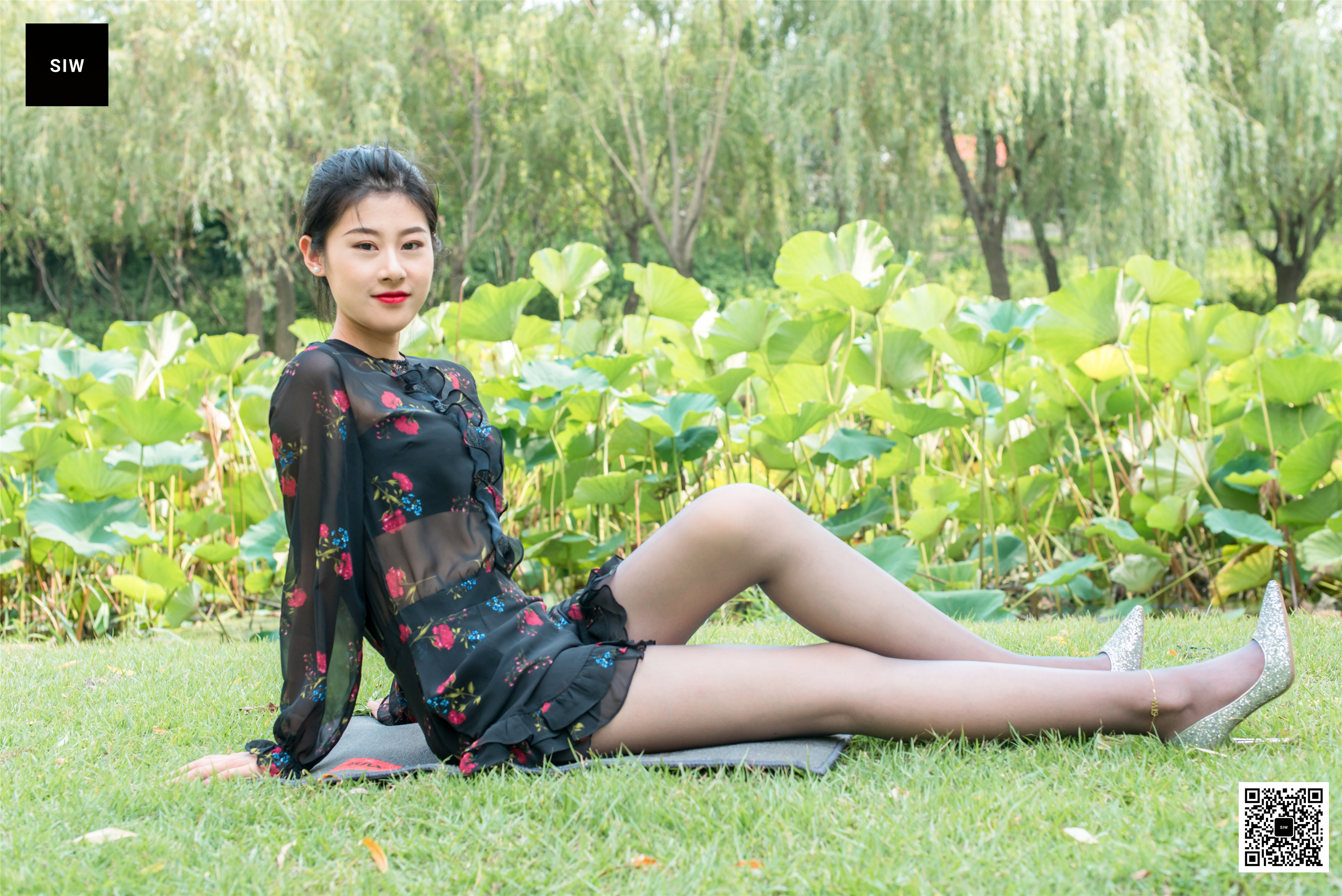 China Beauty Legs and feet 11