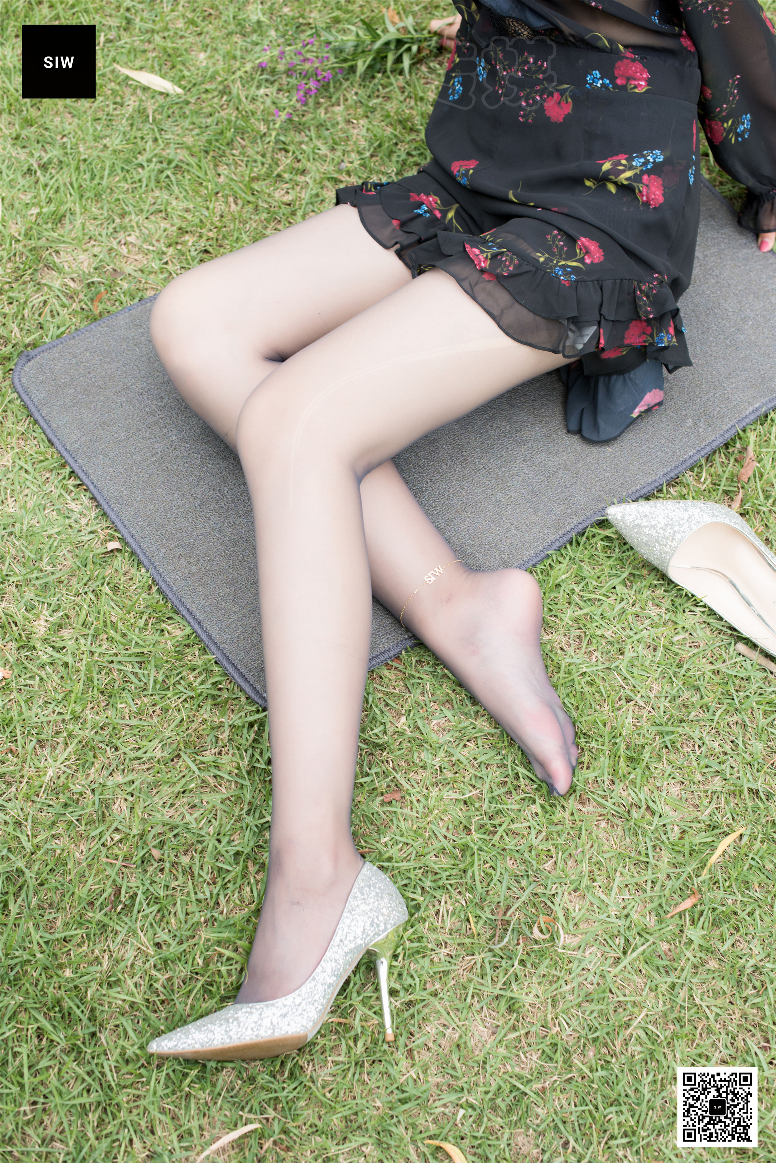 China Beauty Legs and feet 11