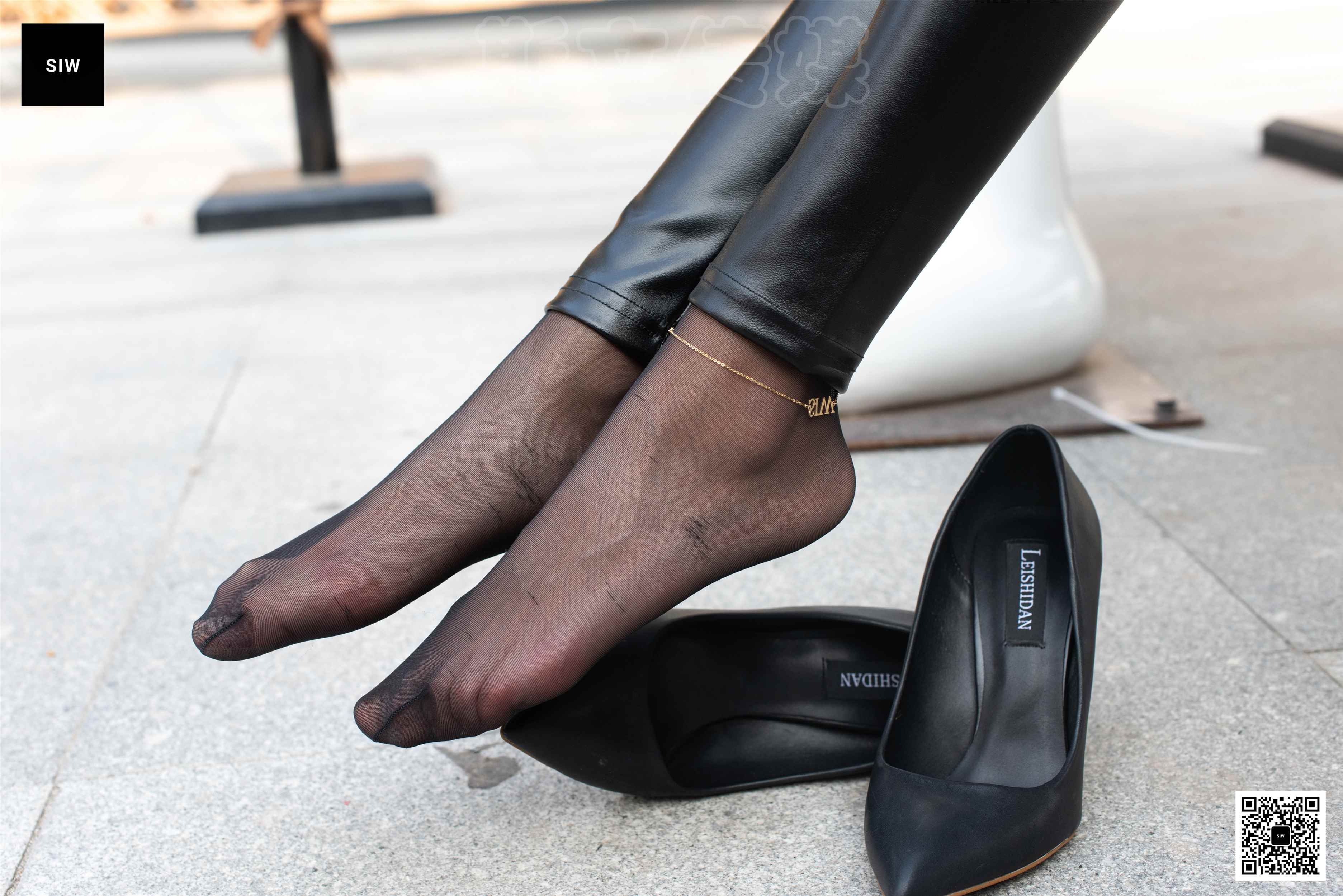 China Beauty Legs and feet 25