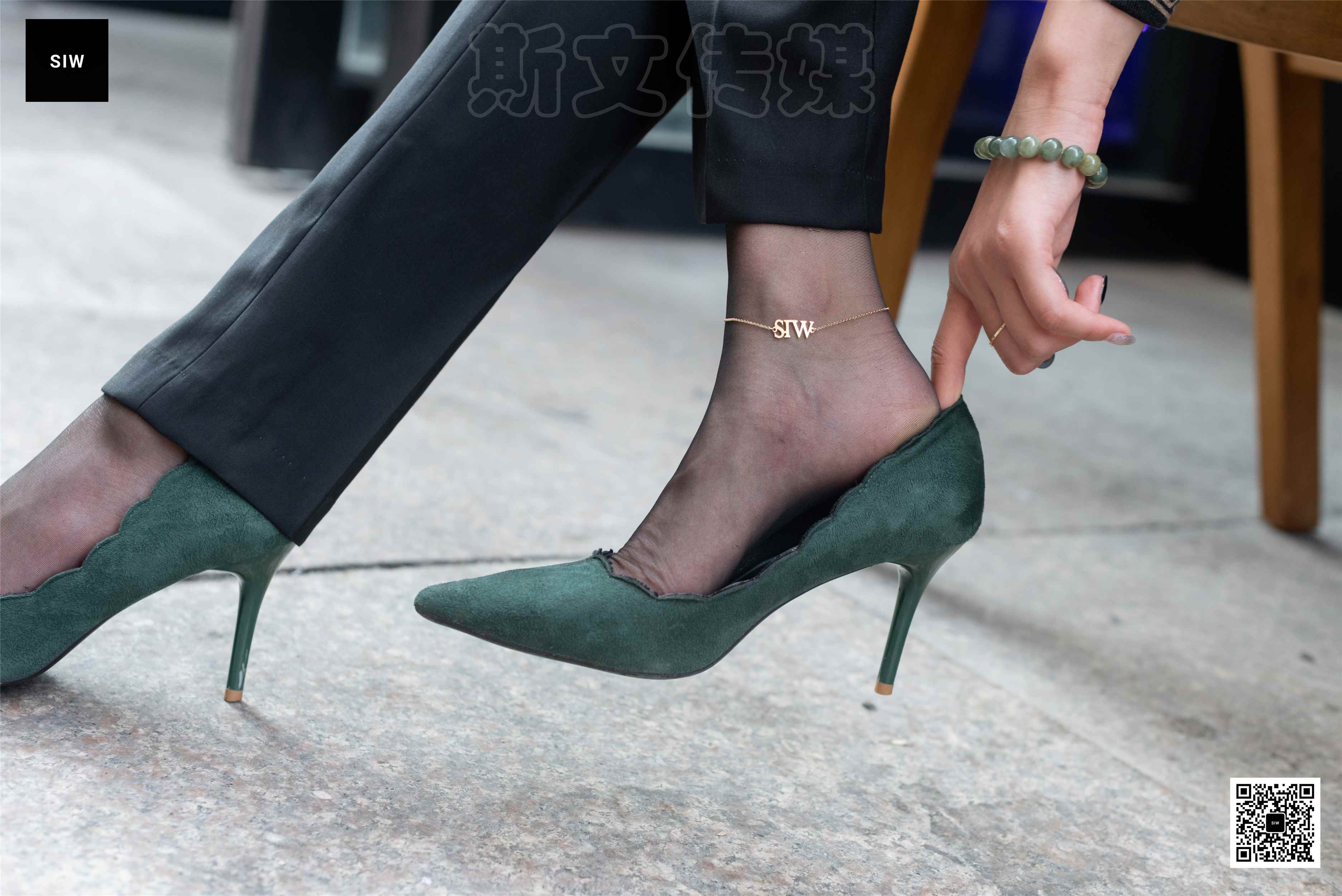 China Beauty Legs and feet 34