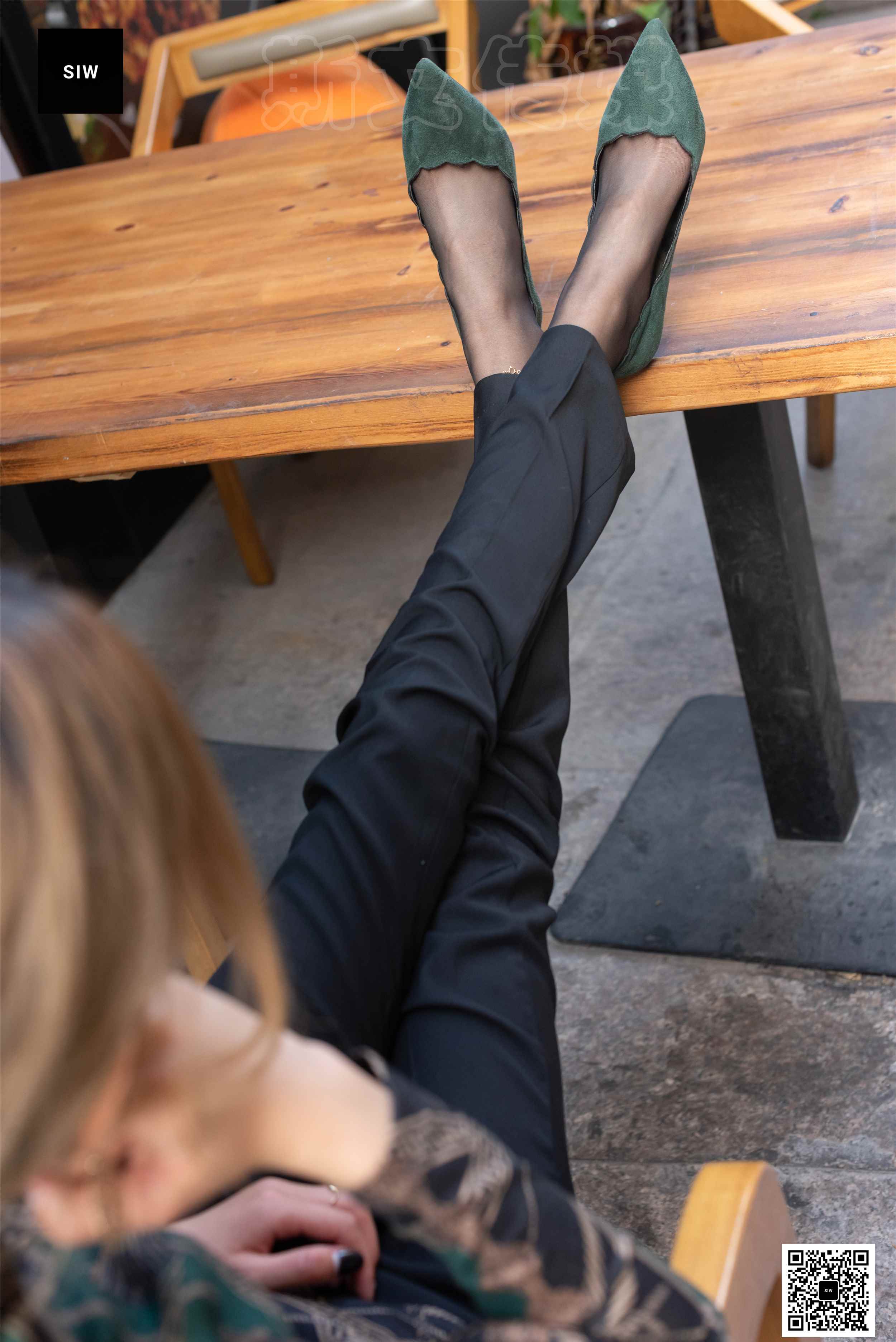 China Beauty Legs and feet 34