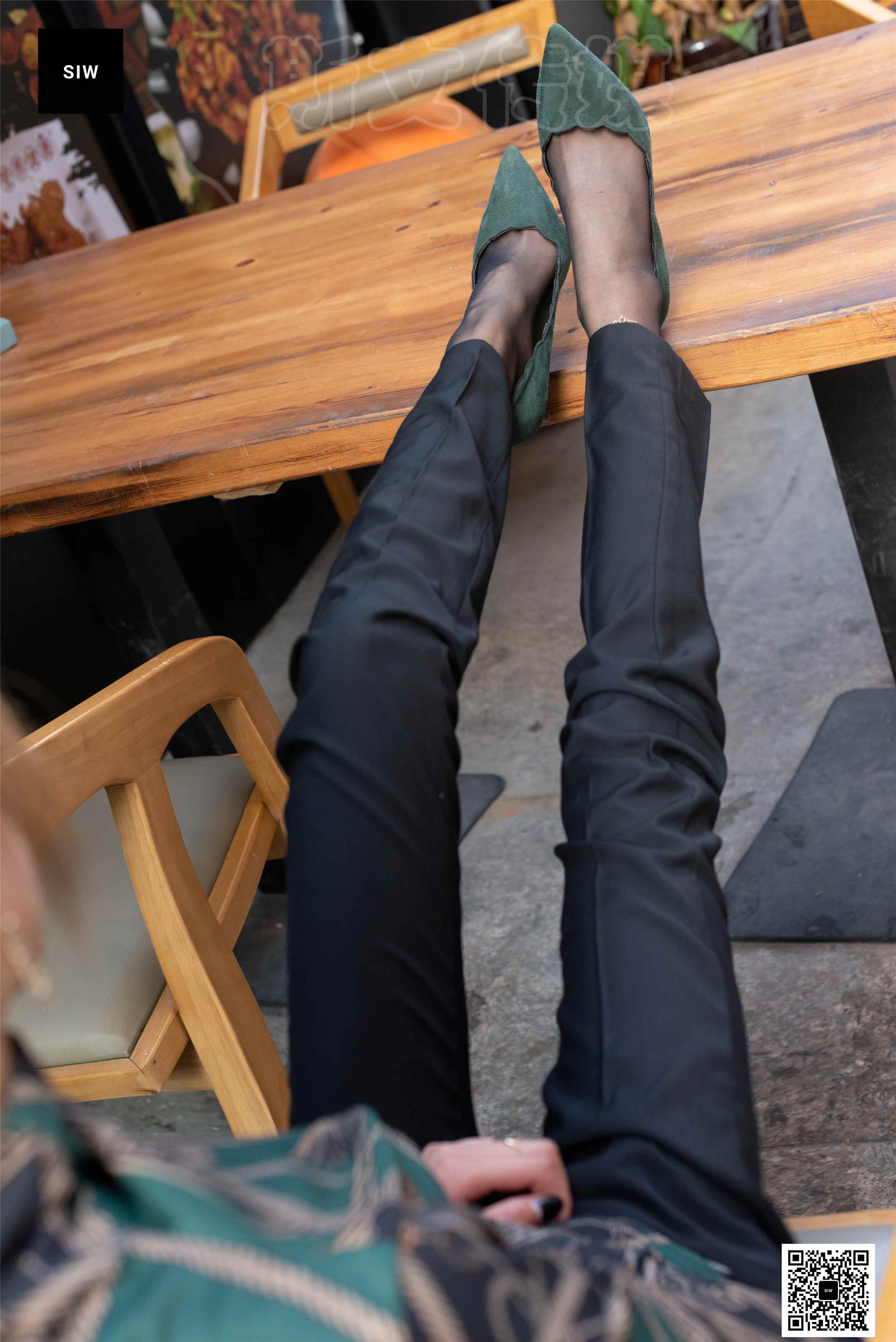 China Beauty Legs and feet 34