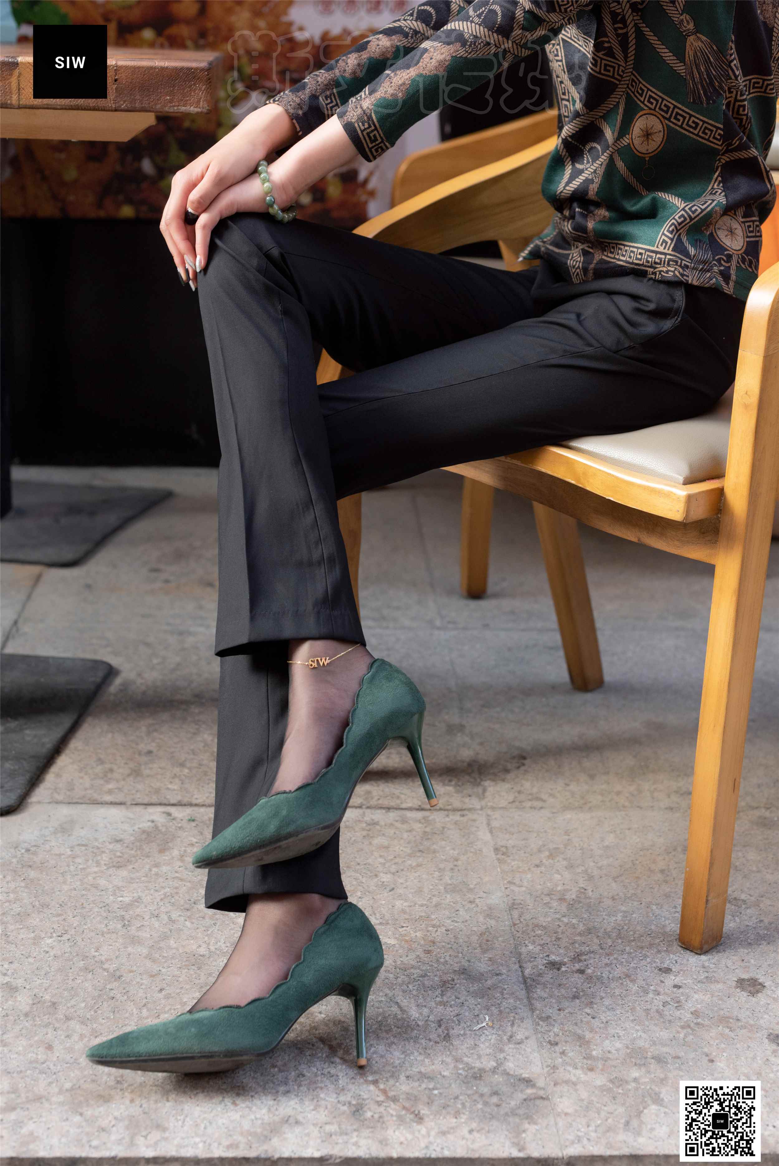 China Beauty Legs and feet 34