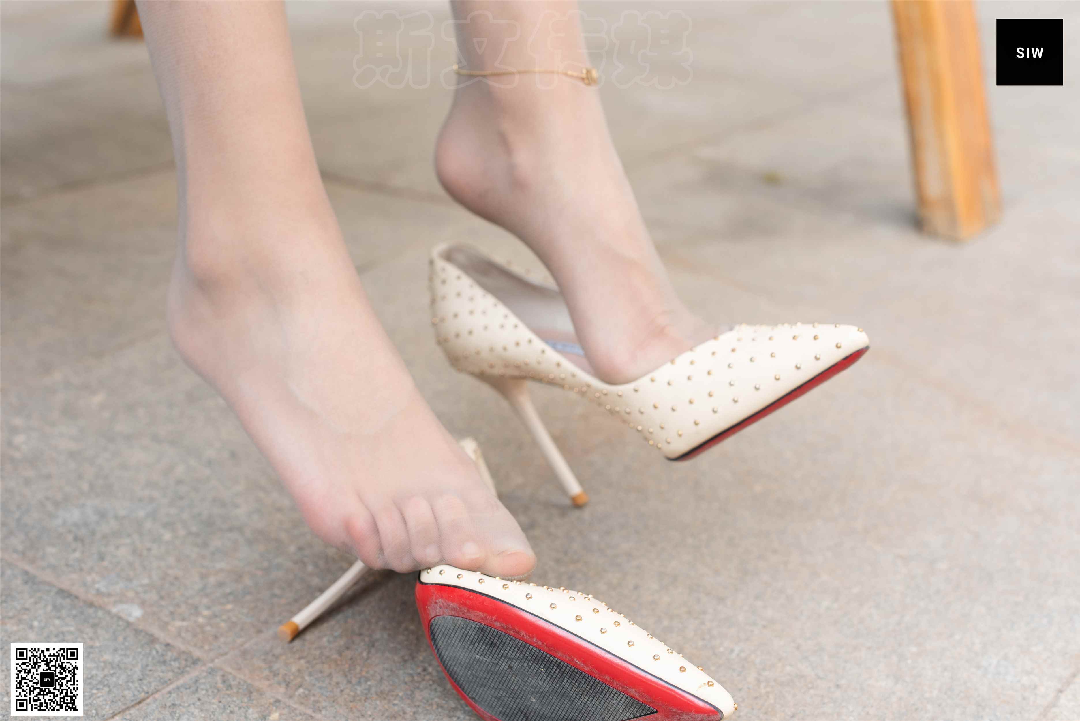 China Beauty Legs and feet 36