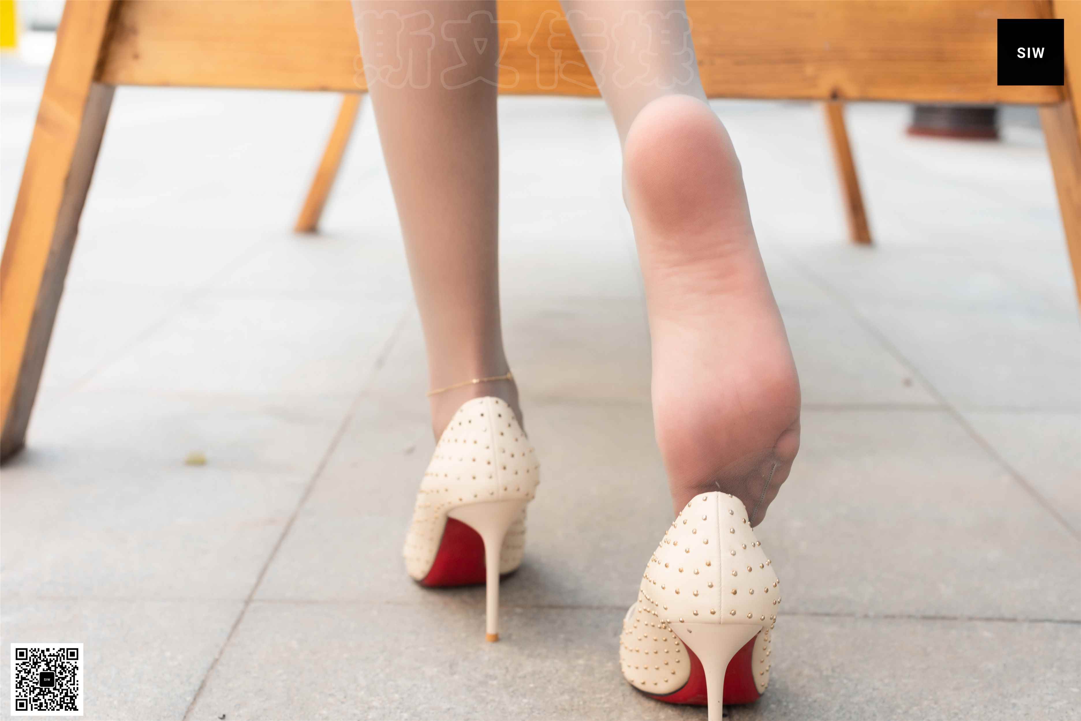 China Beauty Legs and feet 36