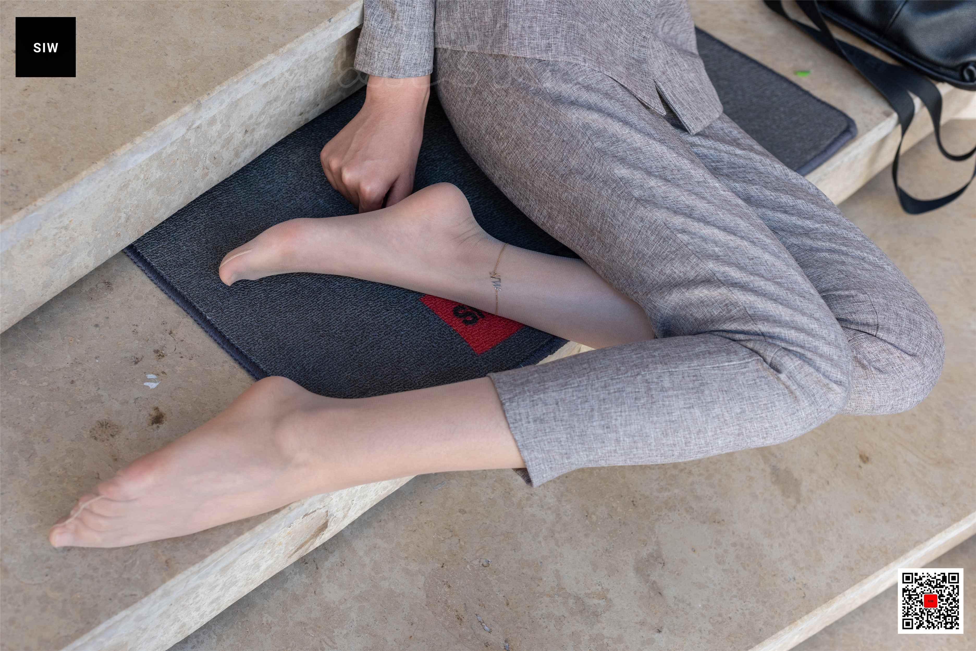 China Beauty Legs and feet 37