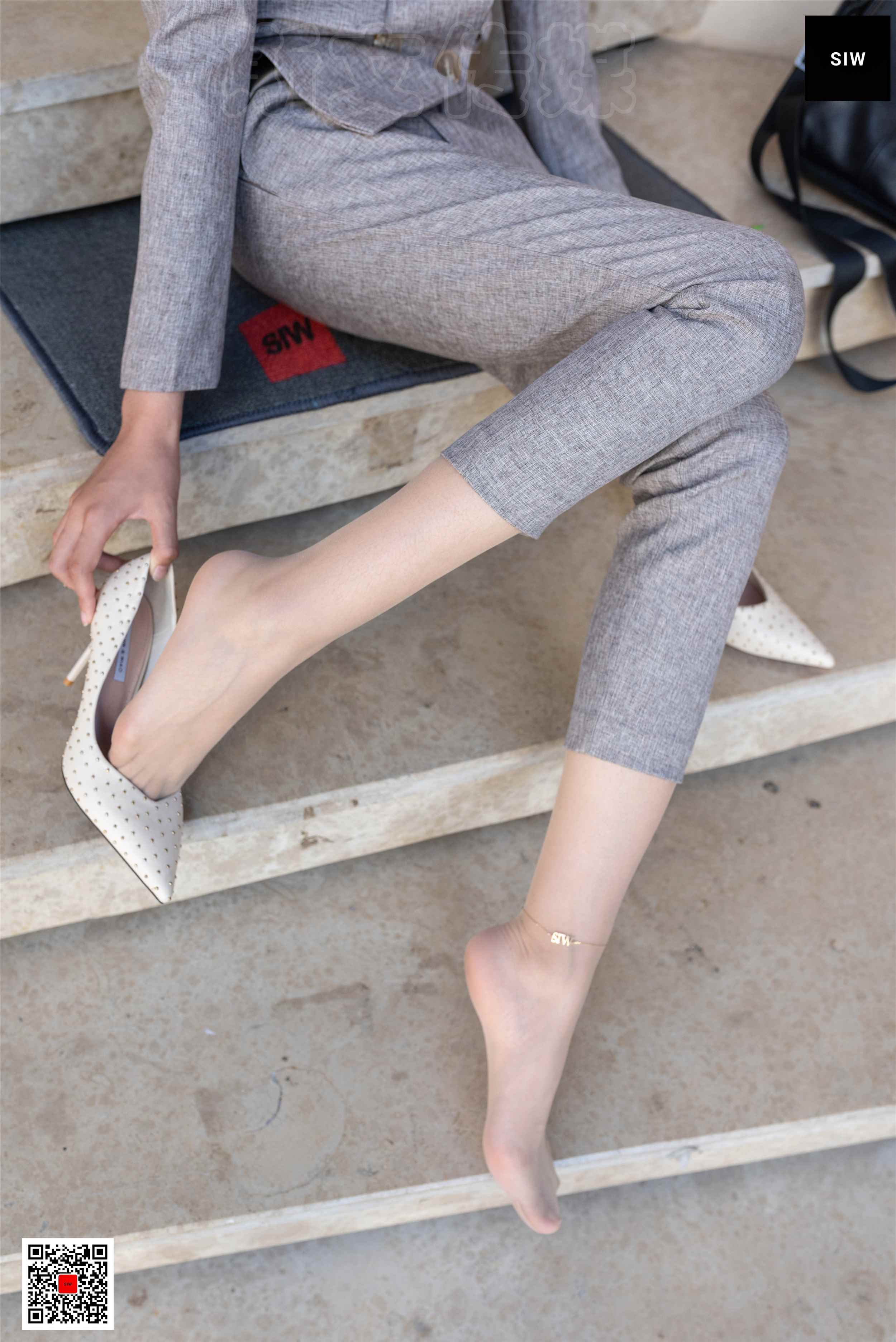 China Beauty Legs and feet 37