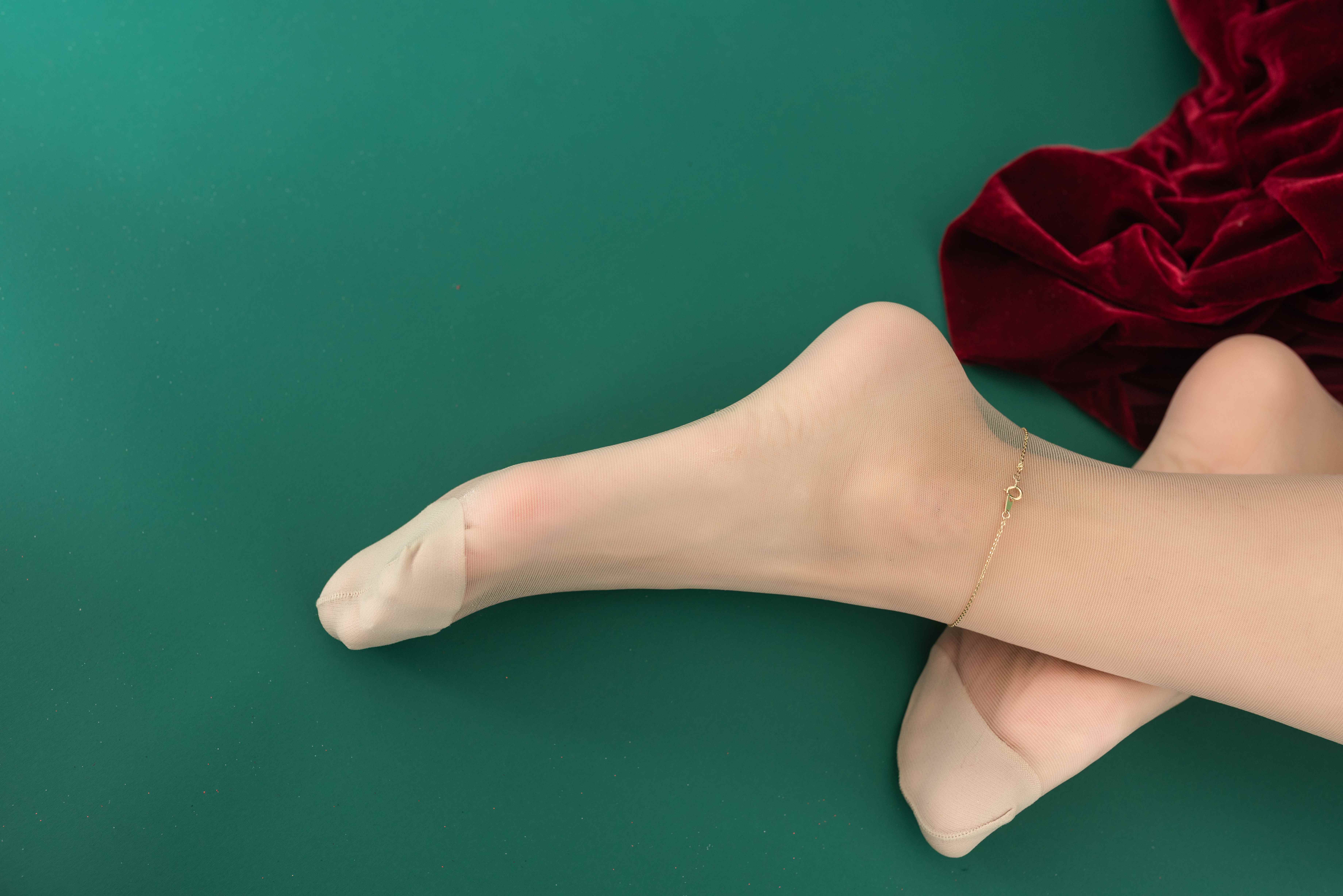 China Beauty Legs and feet 38