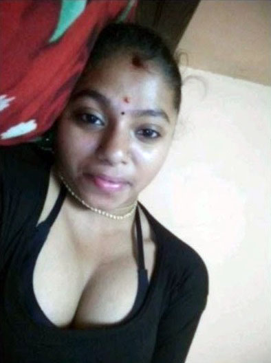 Tamil Black Bebe Showind Nude