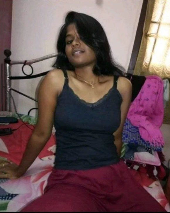 Tamil Black Bebe Showind Nude