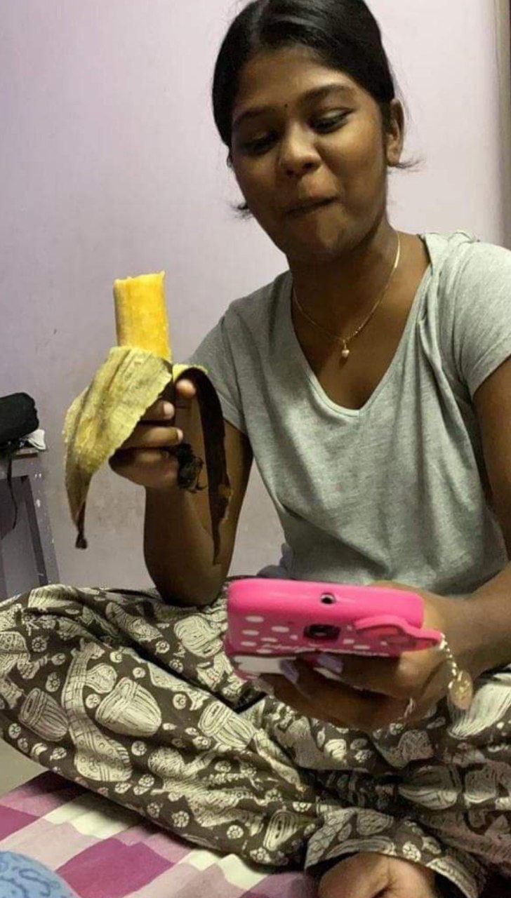 Tamil Black Bebe Showind Nude