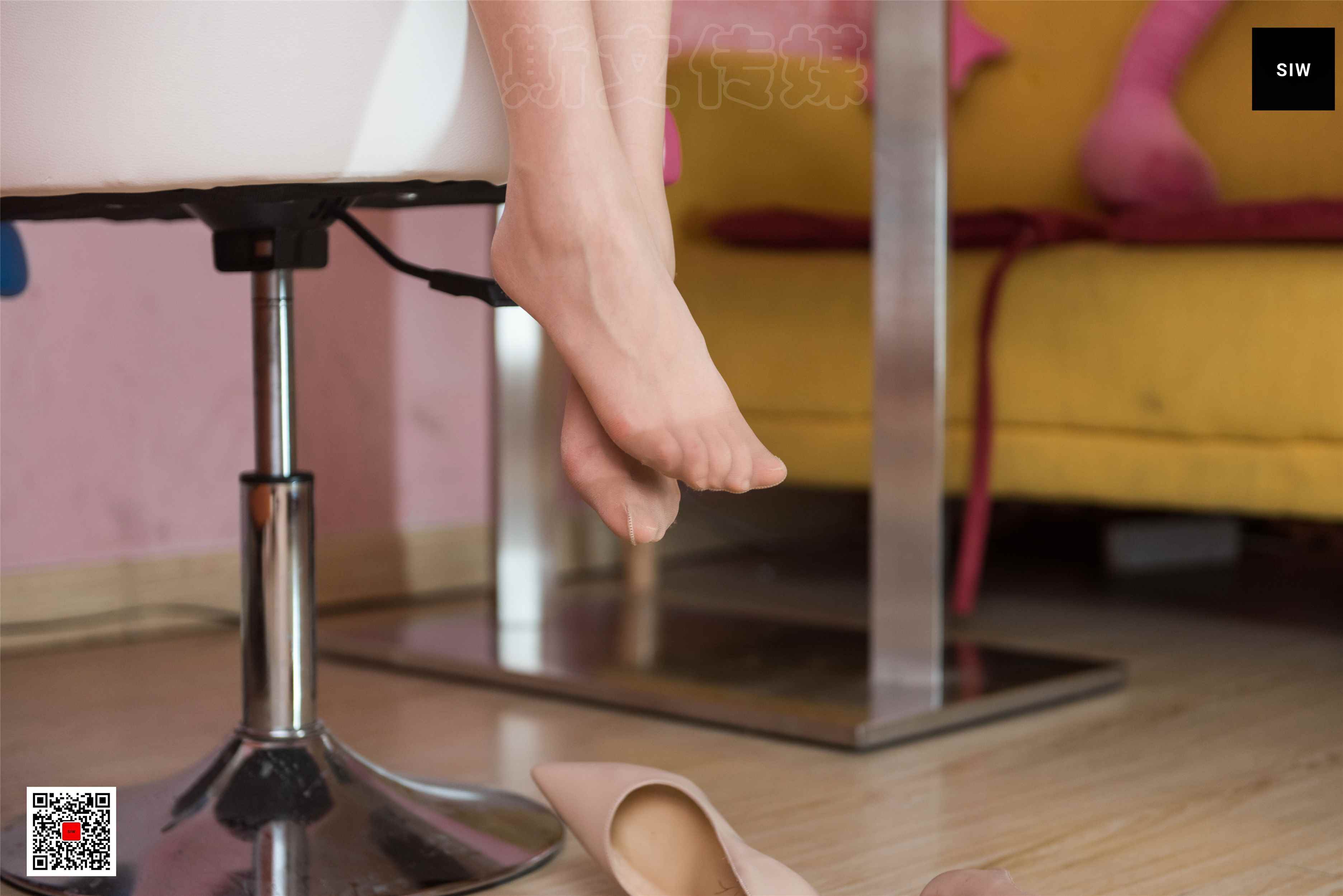 China Beauty Legs and feet 44