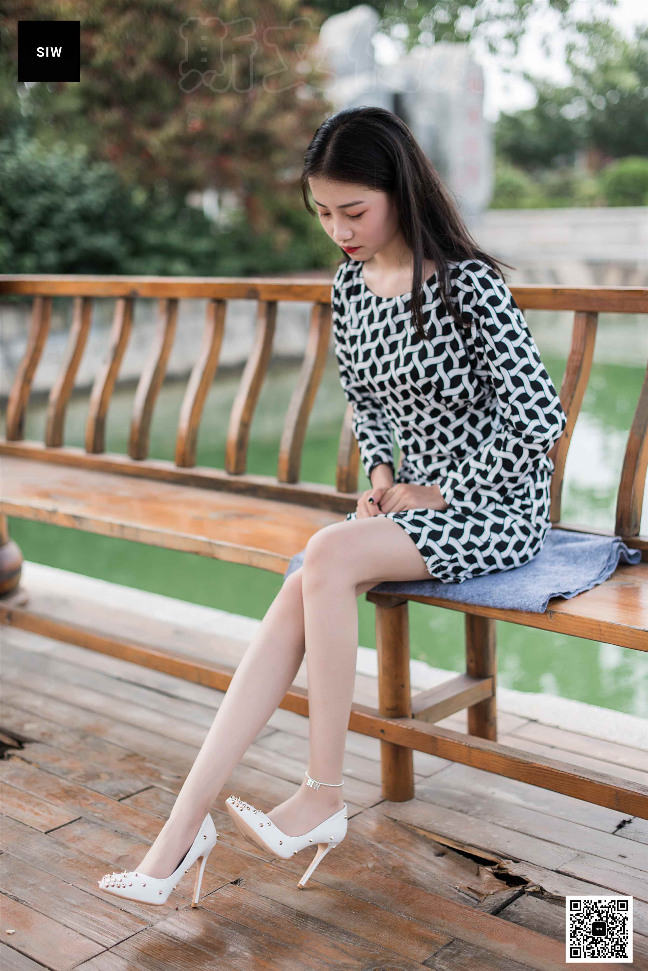 China Beauty Legs and feet 45