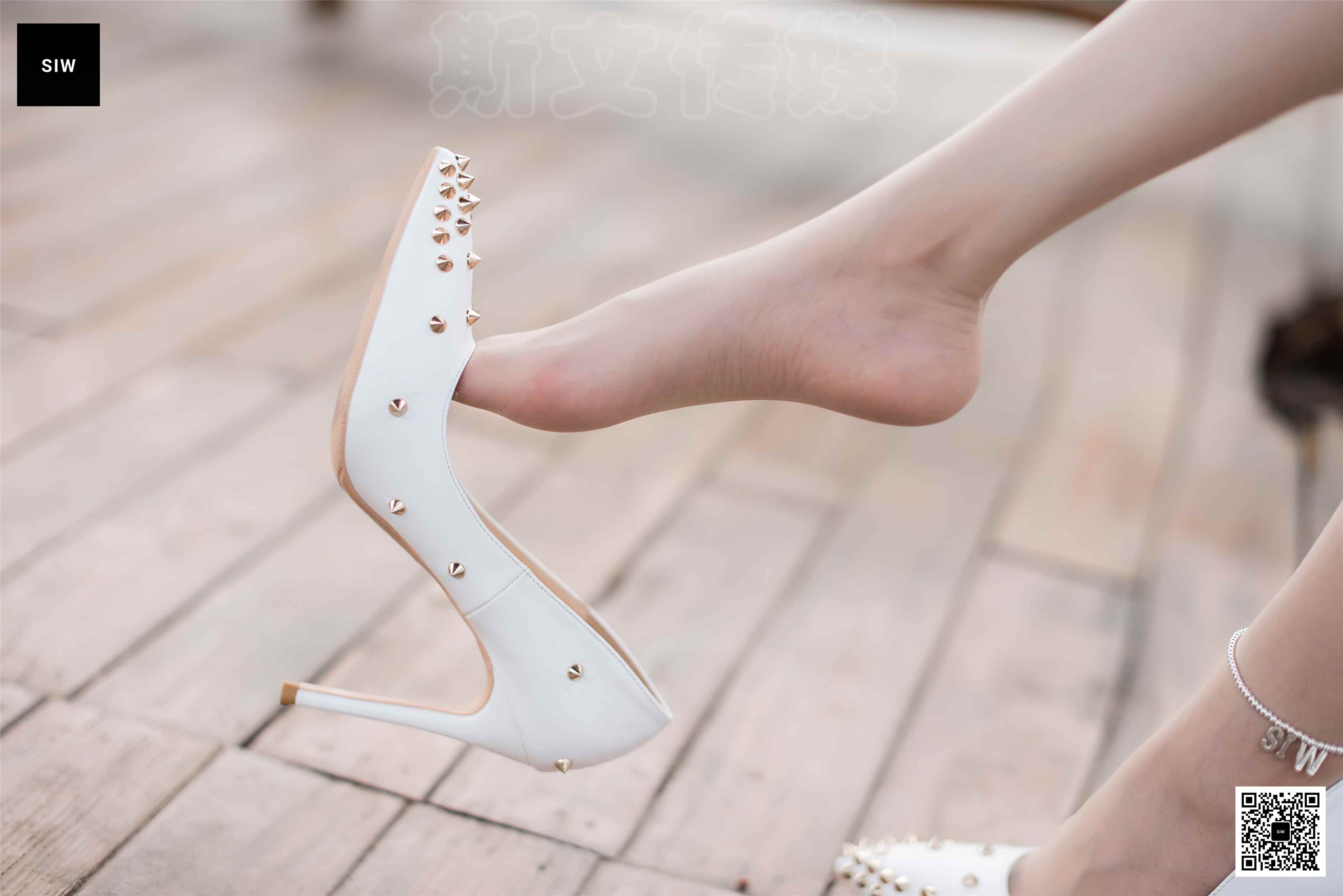 China Beauty Legs and feet 45