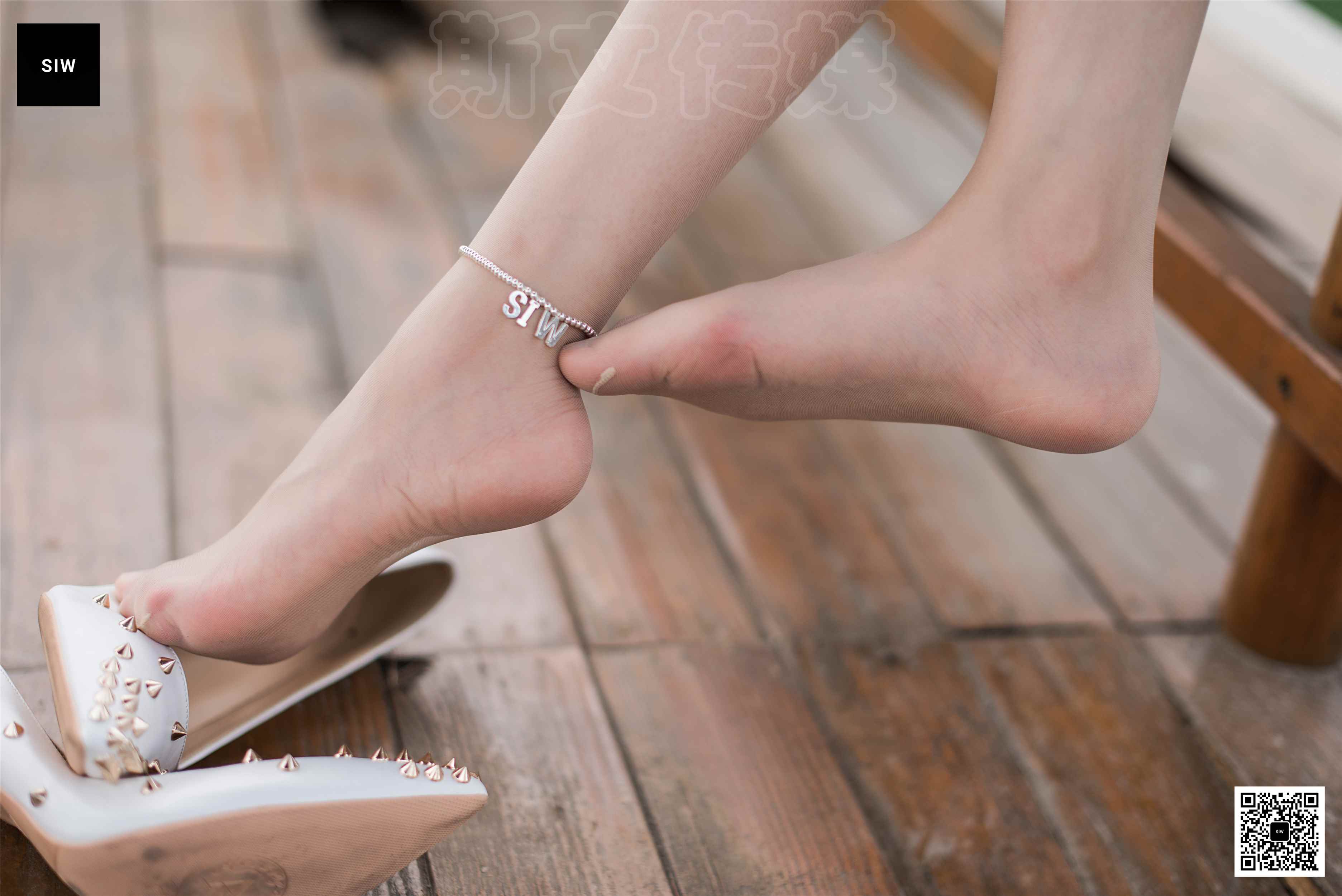 China Beauty Legs and feet 45