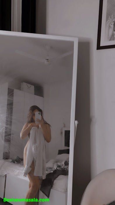 Poonam Pandey nude pics collections