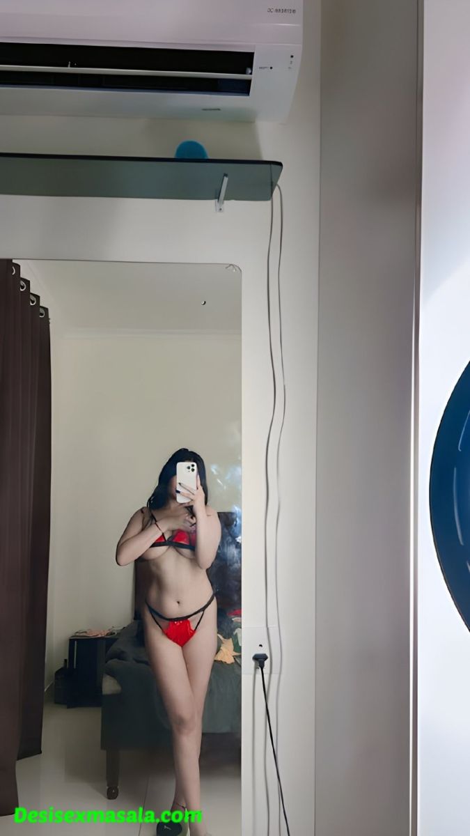 Poonam Pandey nude pics collections