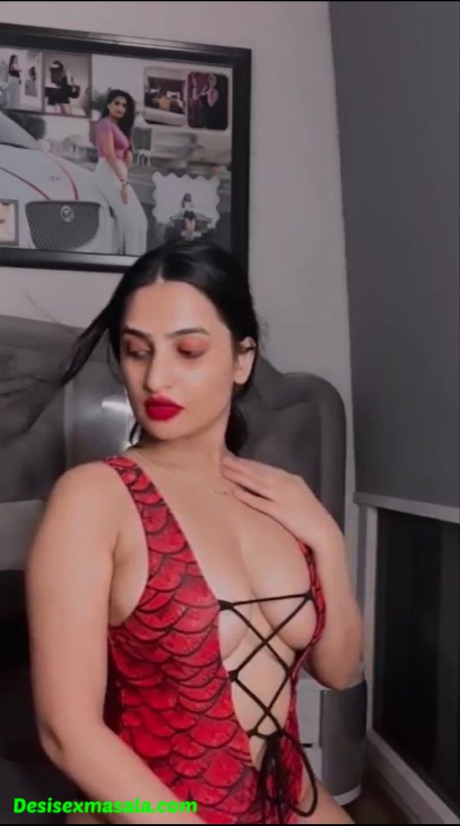 Poonam Pandey nude pics collections