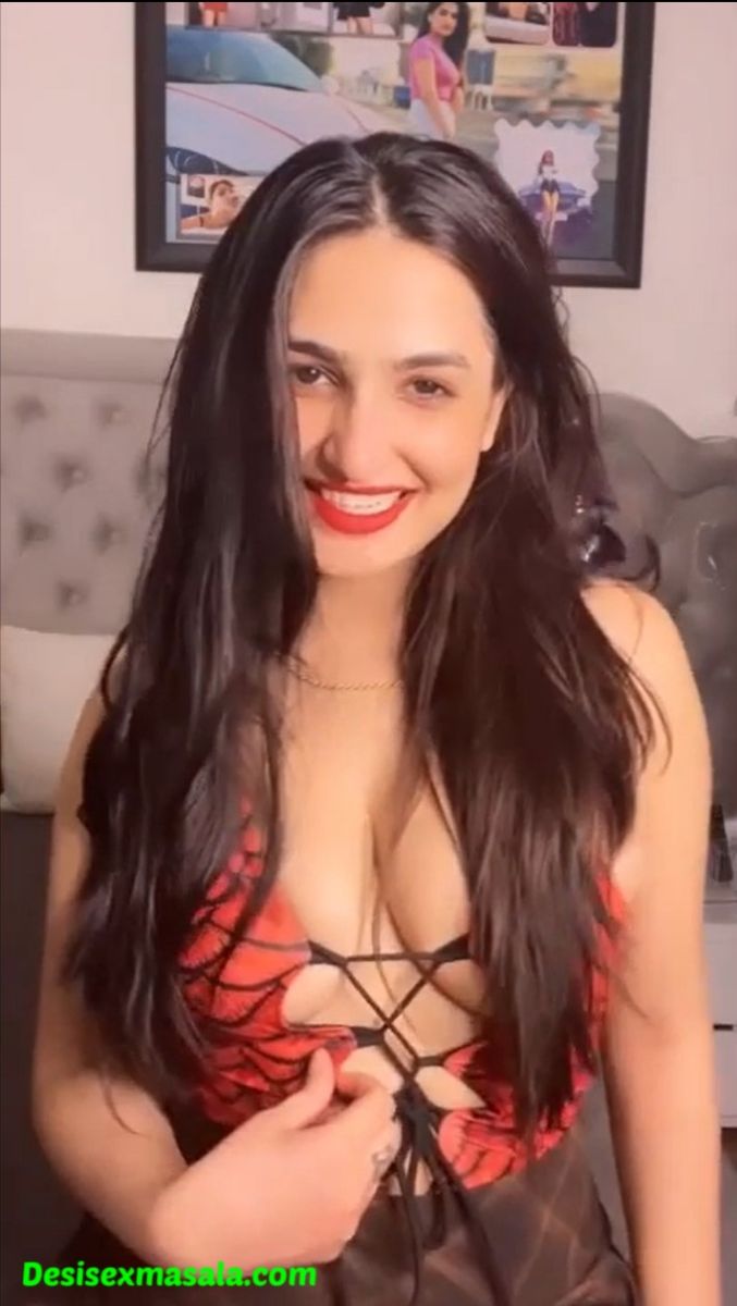 Poonam Pandey nude pics collections