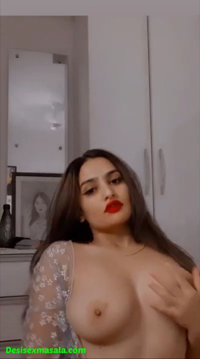 Poonam Pandey nude pics collections