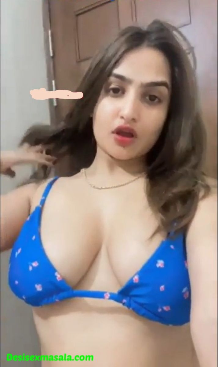 Poonam Pandey nude pics collections