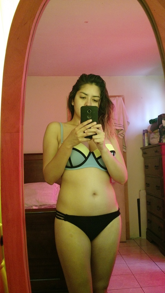 College girls nude pics