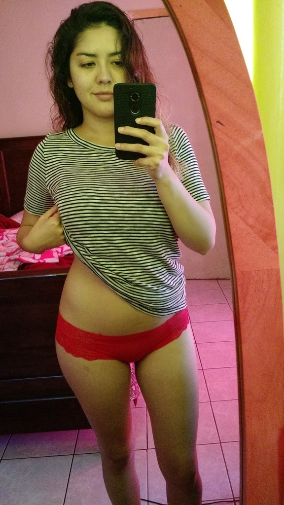 College girls nude pics