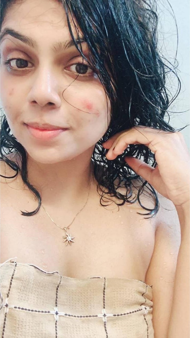 Muslim Slut Showing Big Boobs