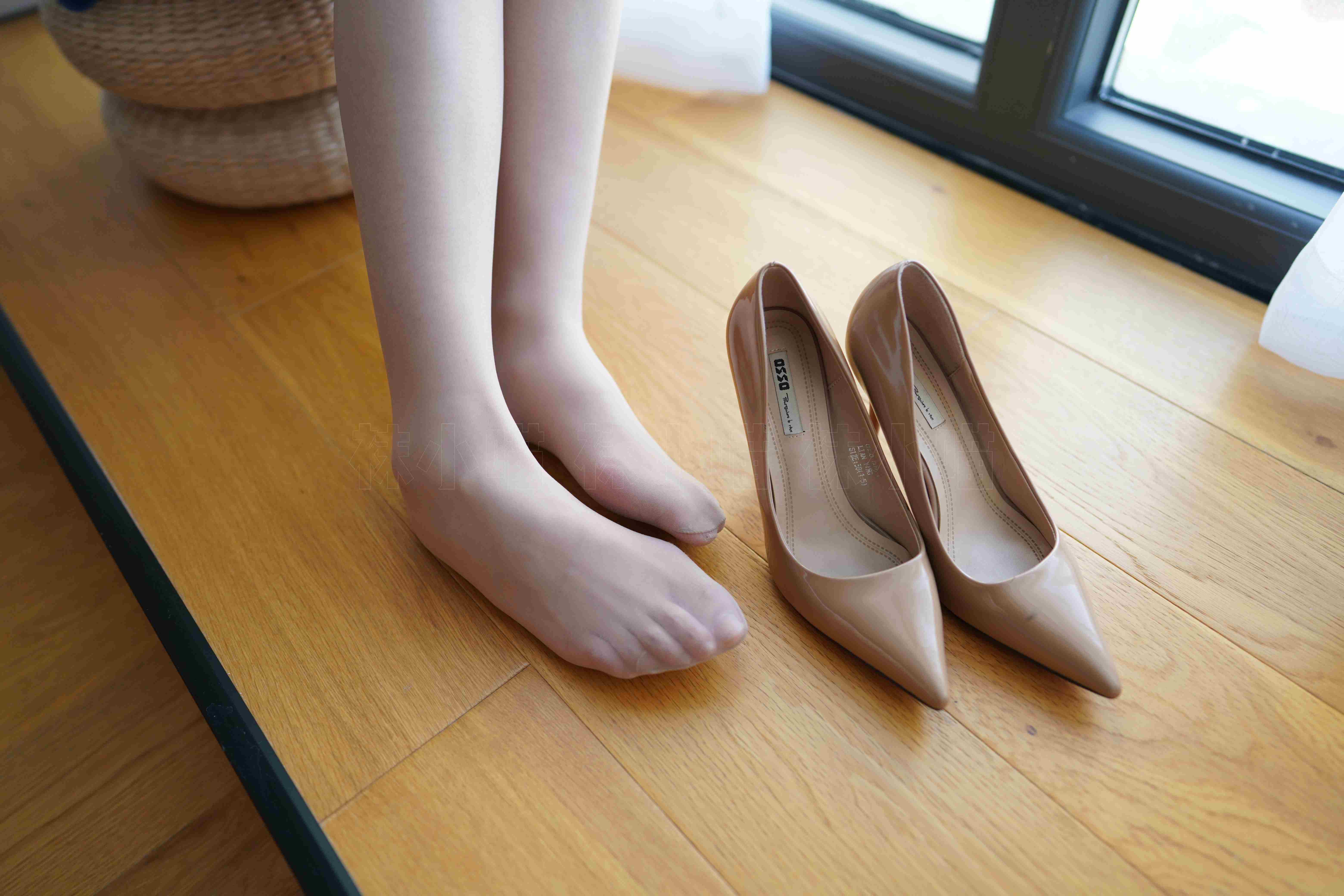 China Beauty Legs and feet 66