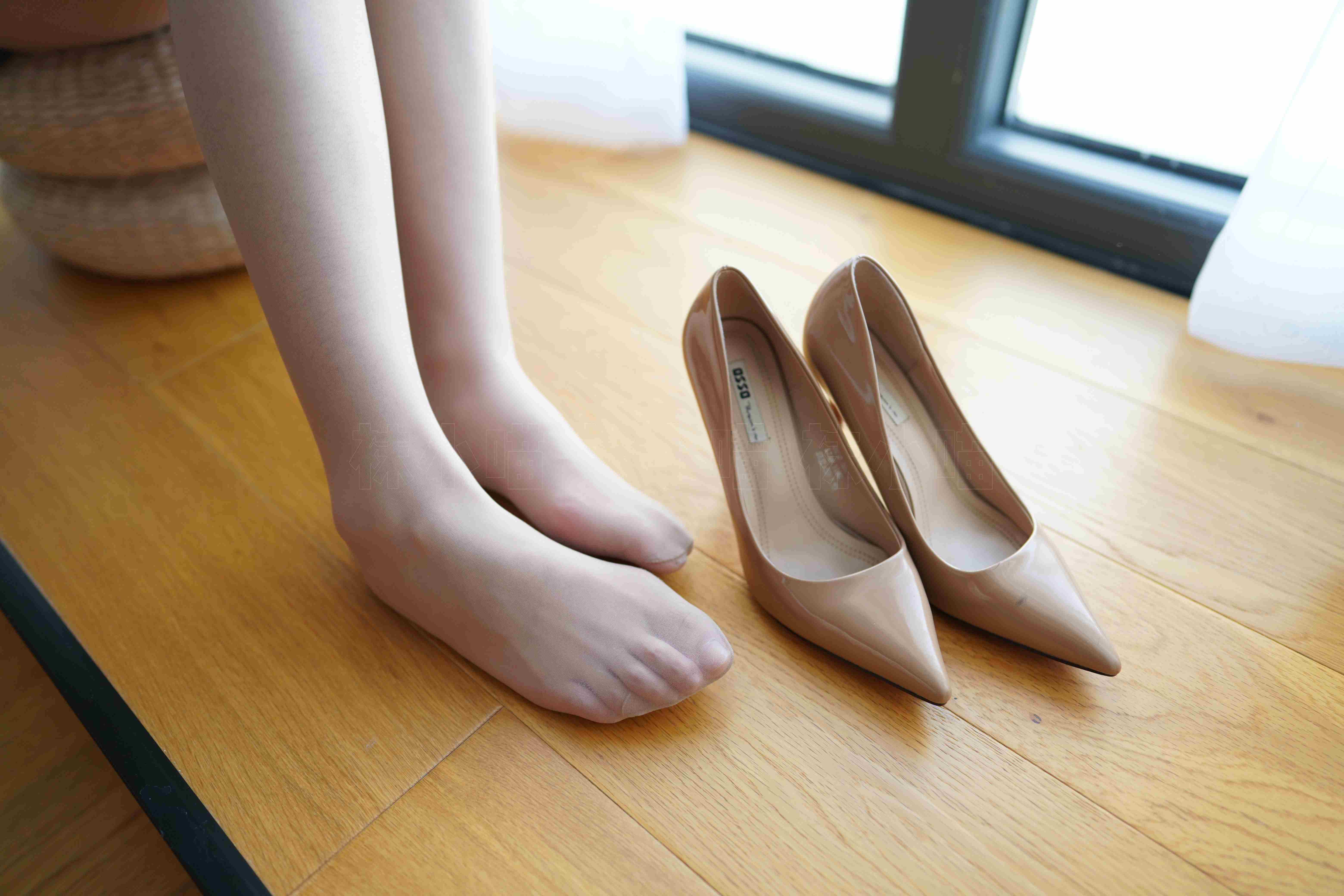 China Beauty Legs and feet 66