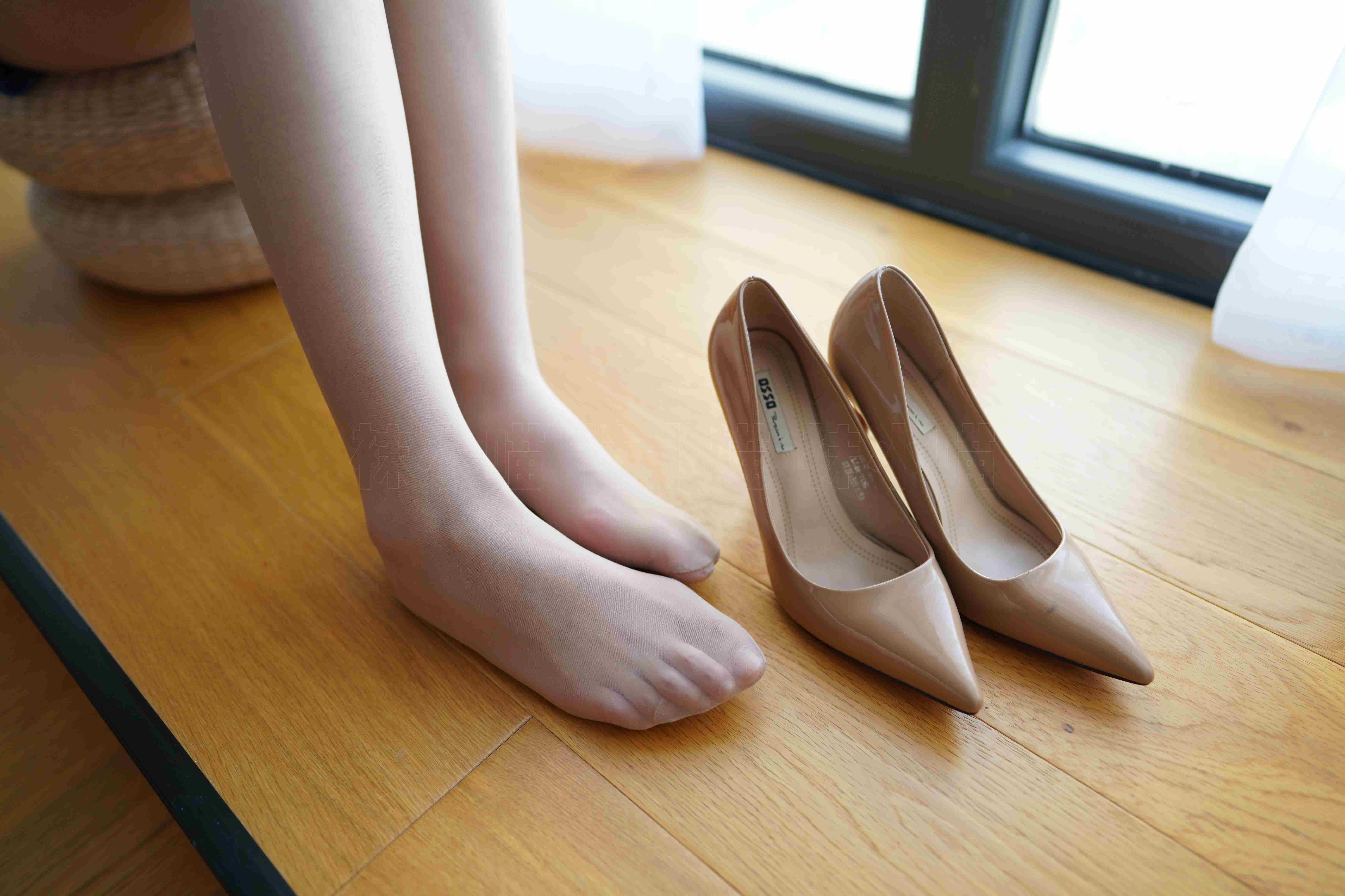 China Beauty Legs and feet 66