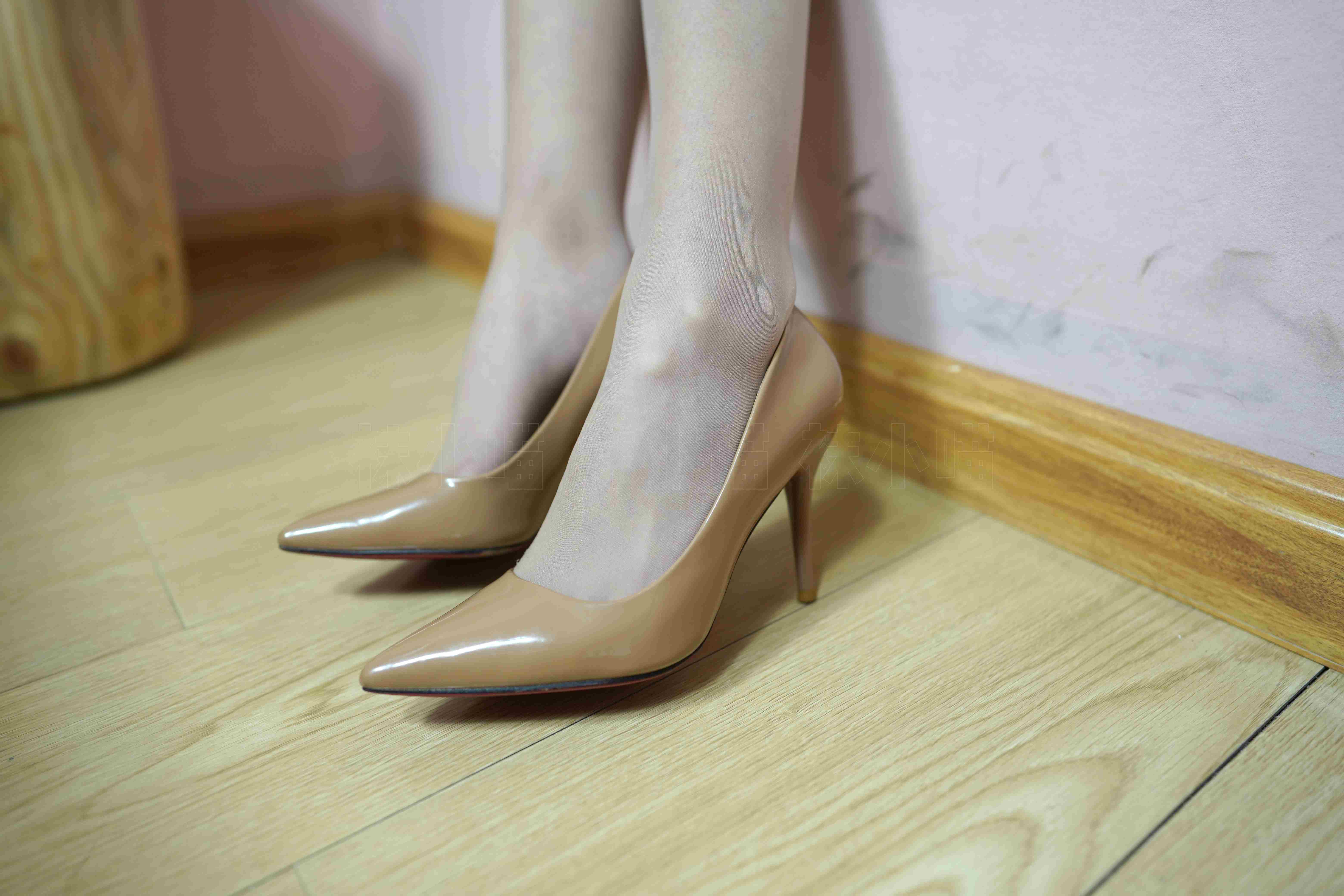 China Beauty Legs and feet 68