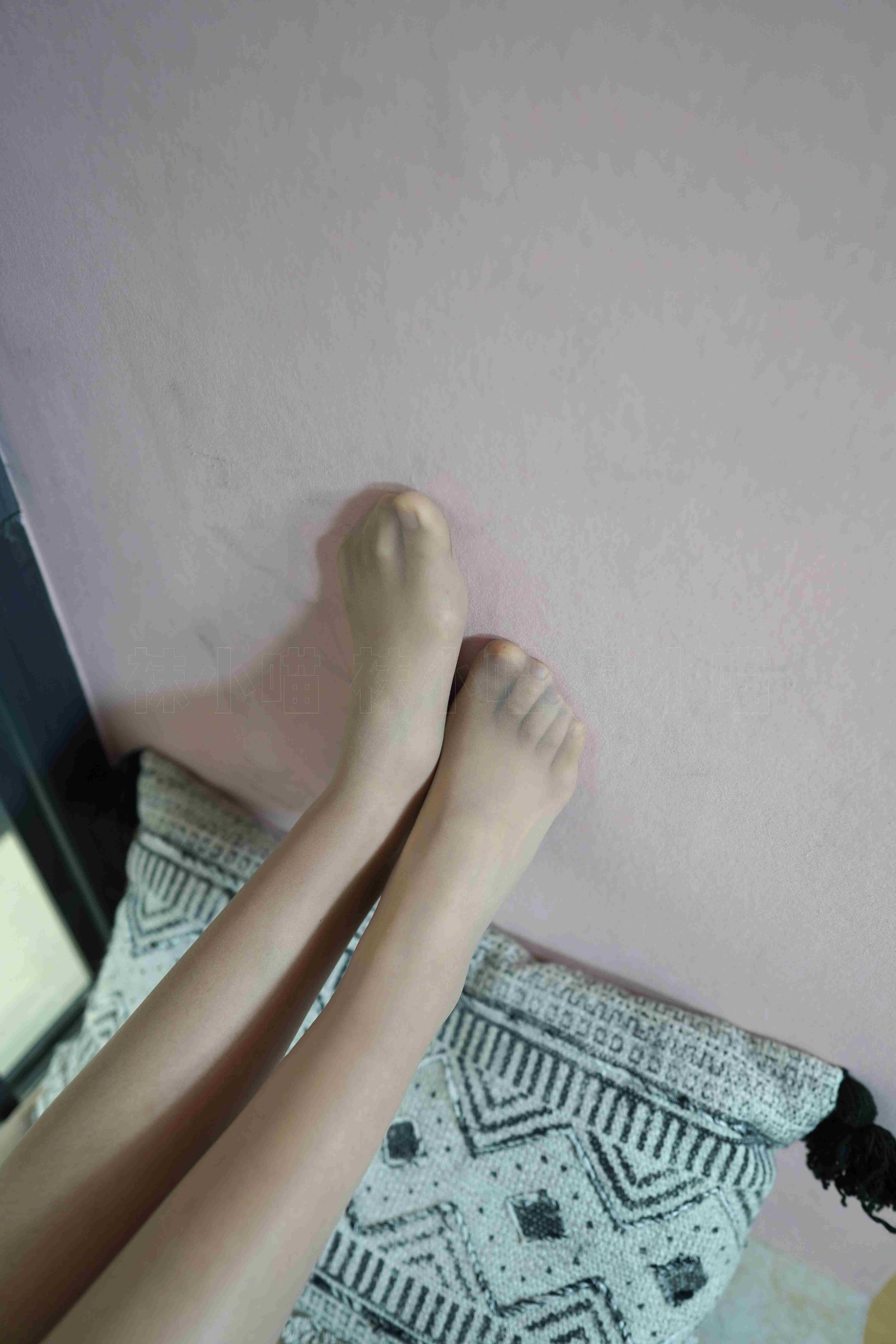 China Beauty Legs and feet 68