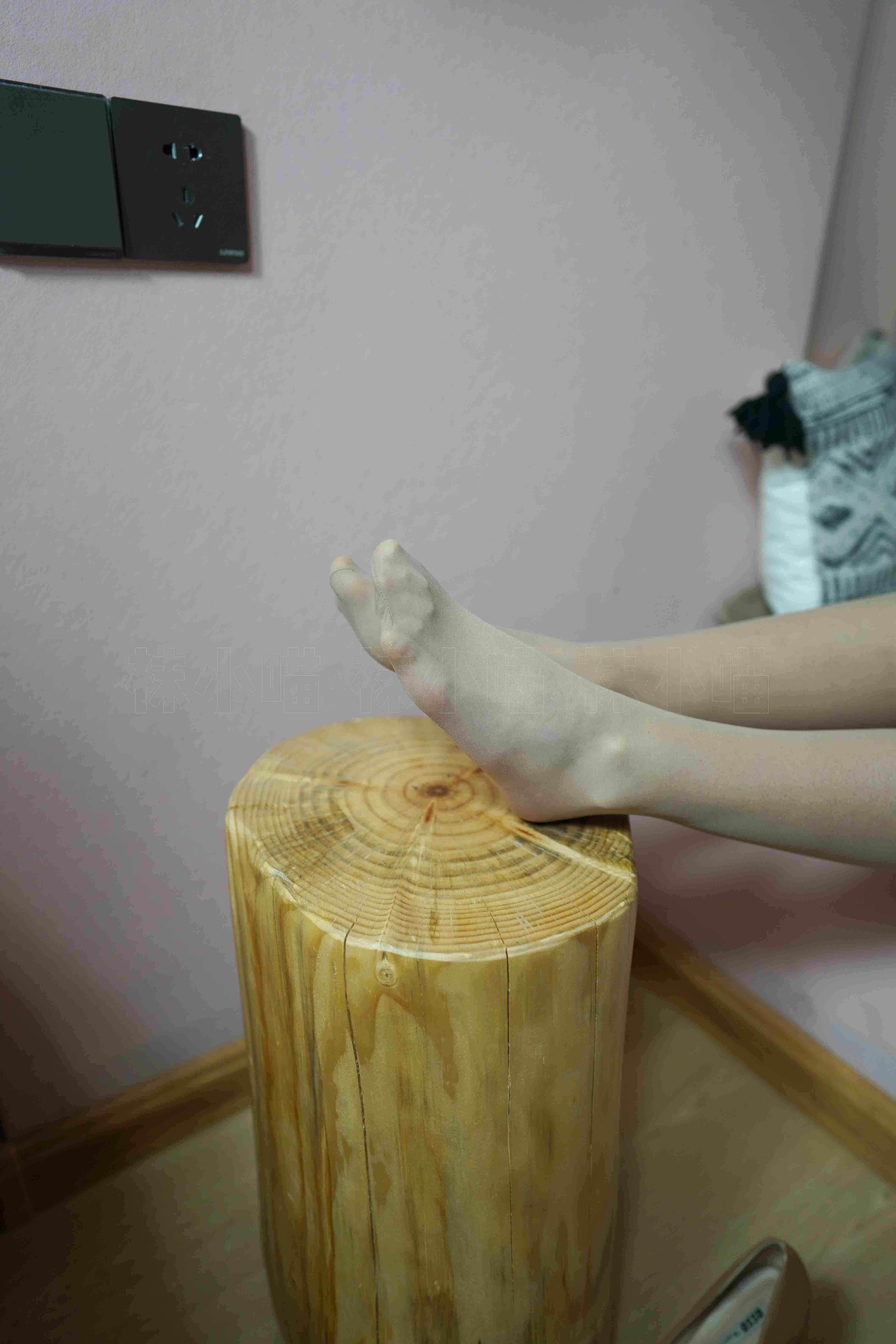 China Beauty Legs and feet 68