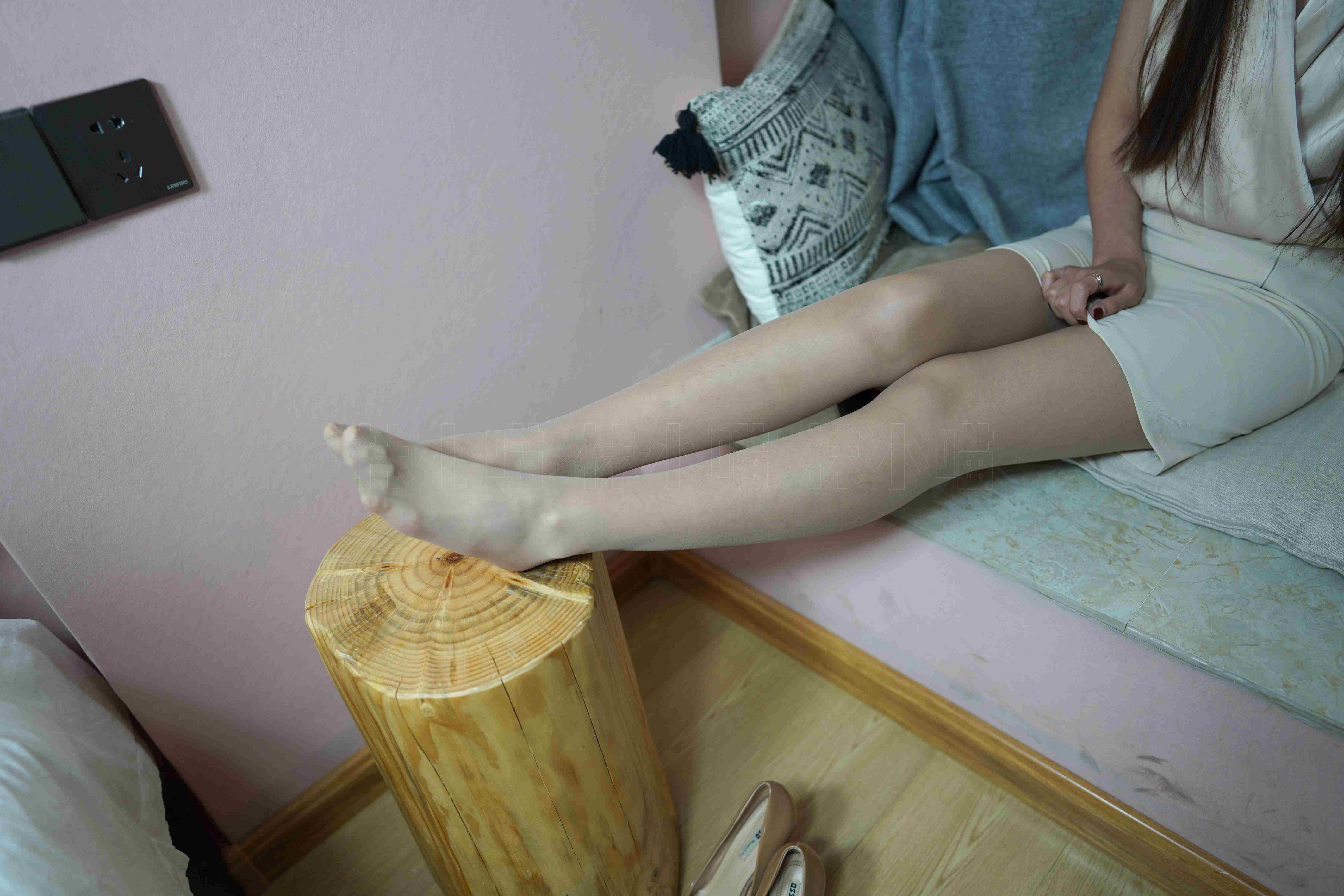 China Beauty Legs and feet 68