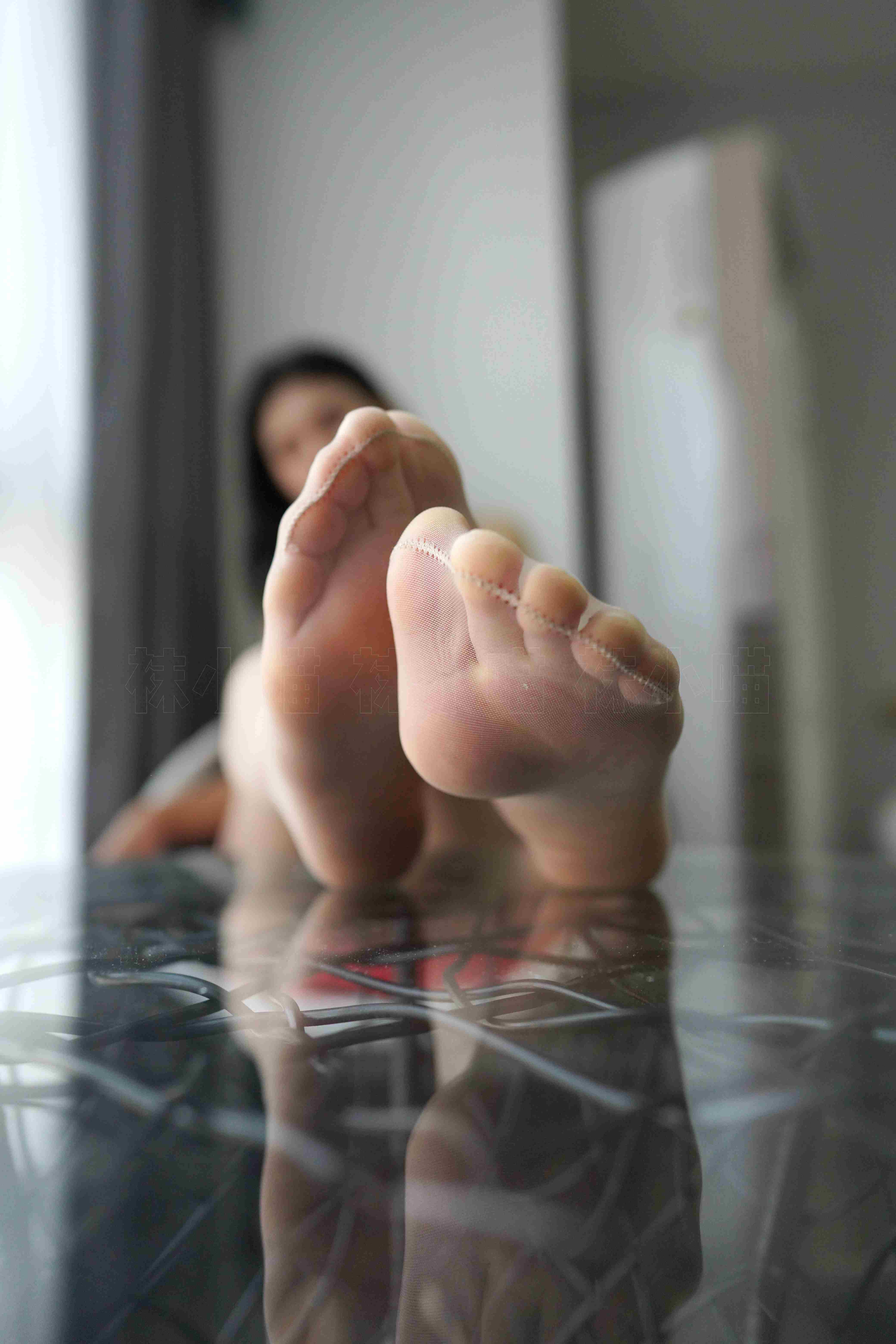 China Beauty Legs and feet 70