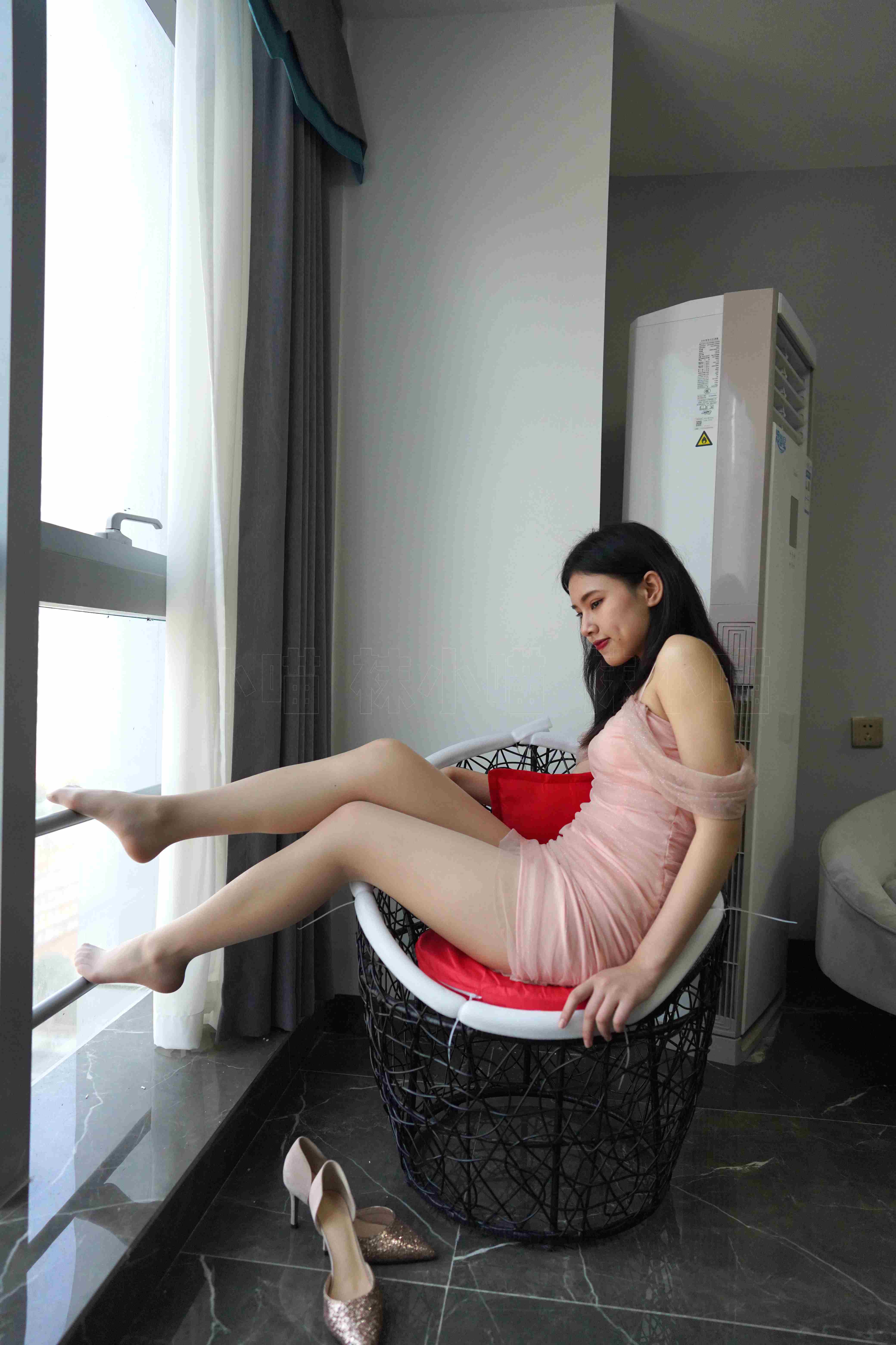 China Beauty Legs and feet 70